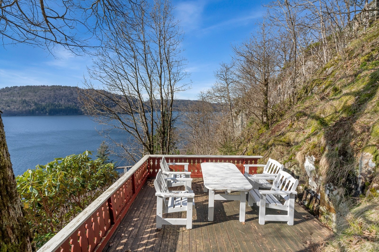Terrasse ovenfor anneks/bod Galleribilde
