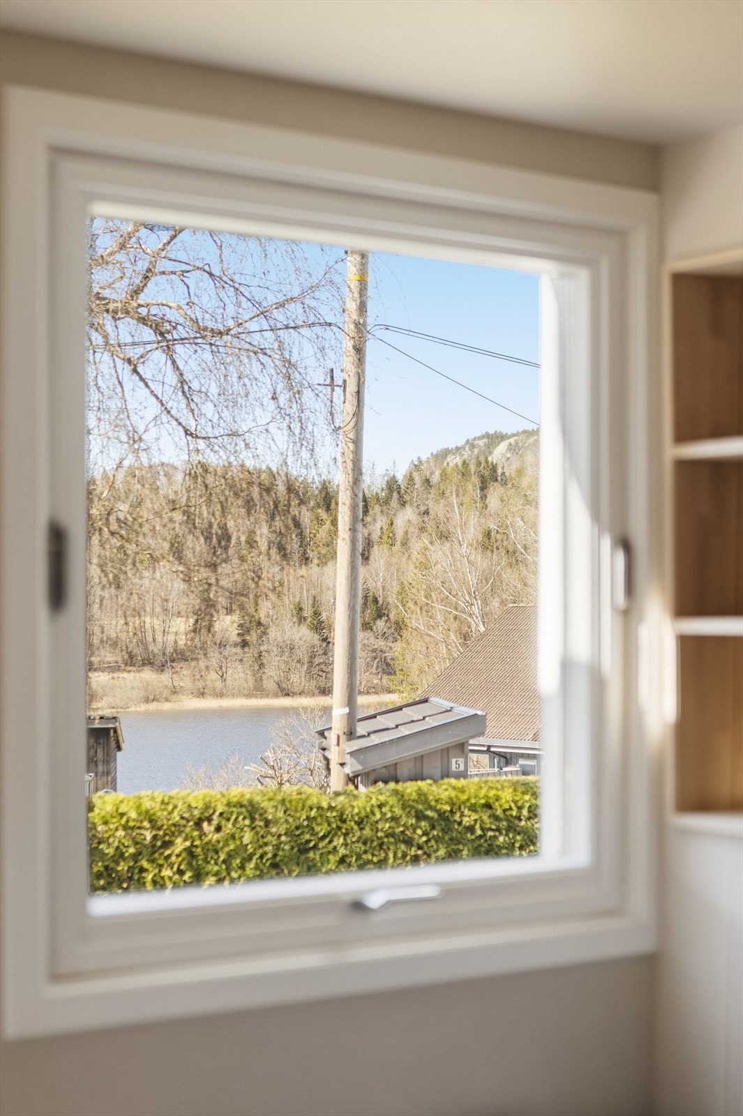 Utsikt mot Gjellumvannet. Galleribilde