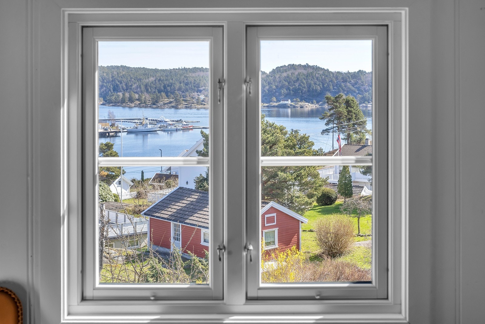 Hyggelig utsikt fra leilighetens 2. etg. Galleribilde