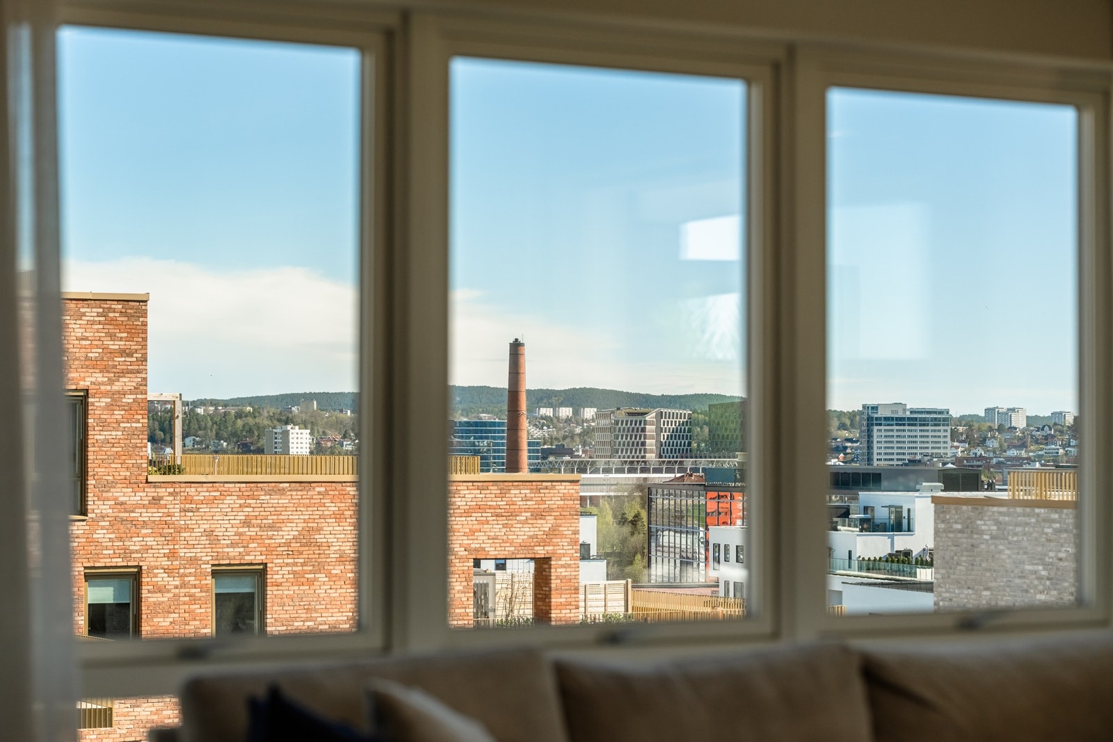 Luftig og flott utsikt også innendørs. Galleribilde