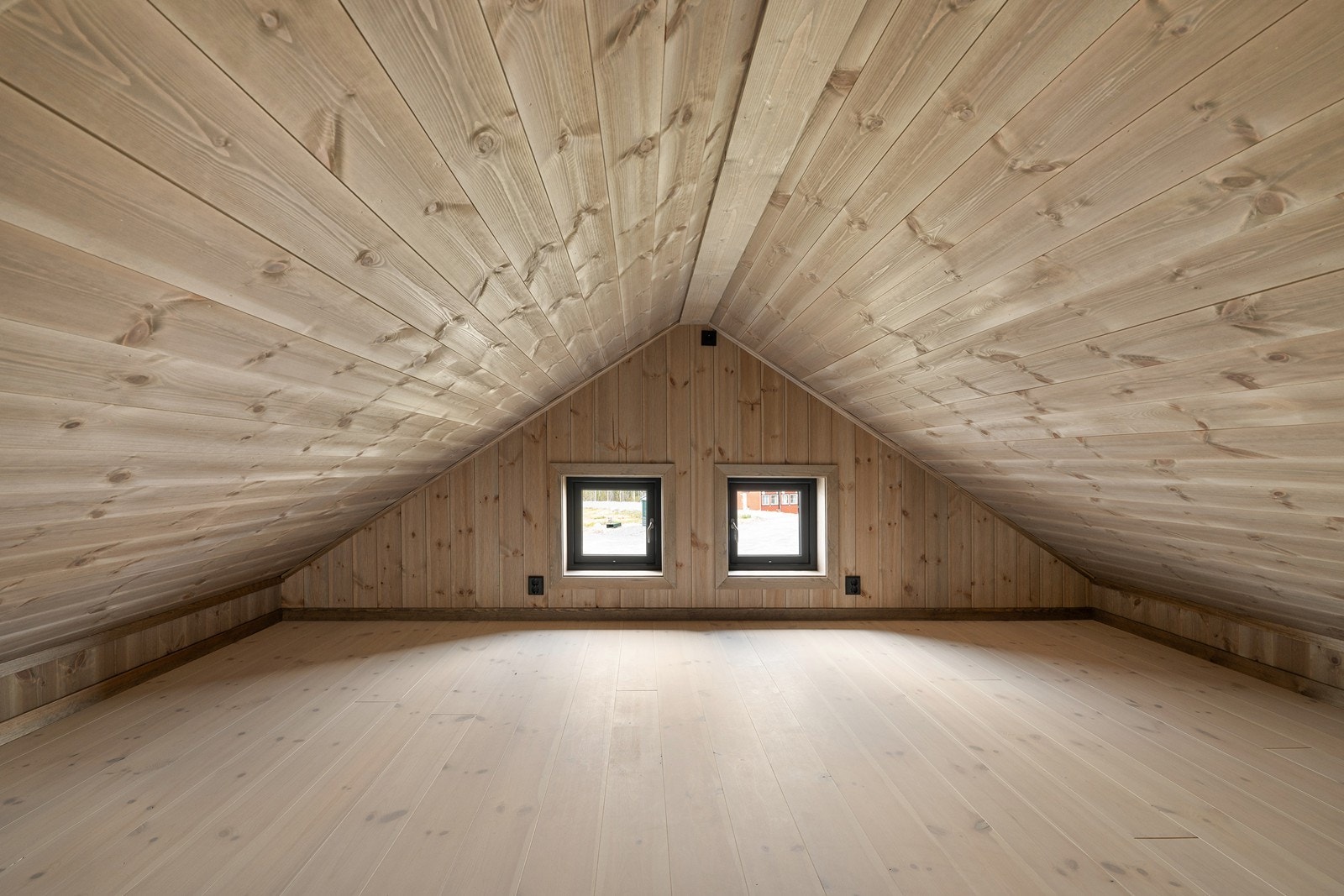 I hver ende er det to vinduer. Galleribilde