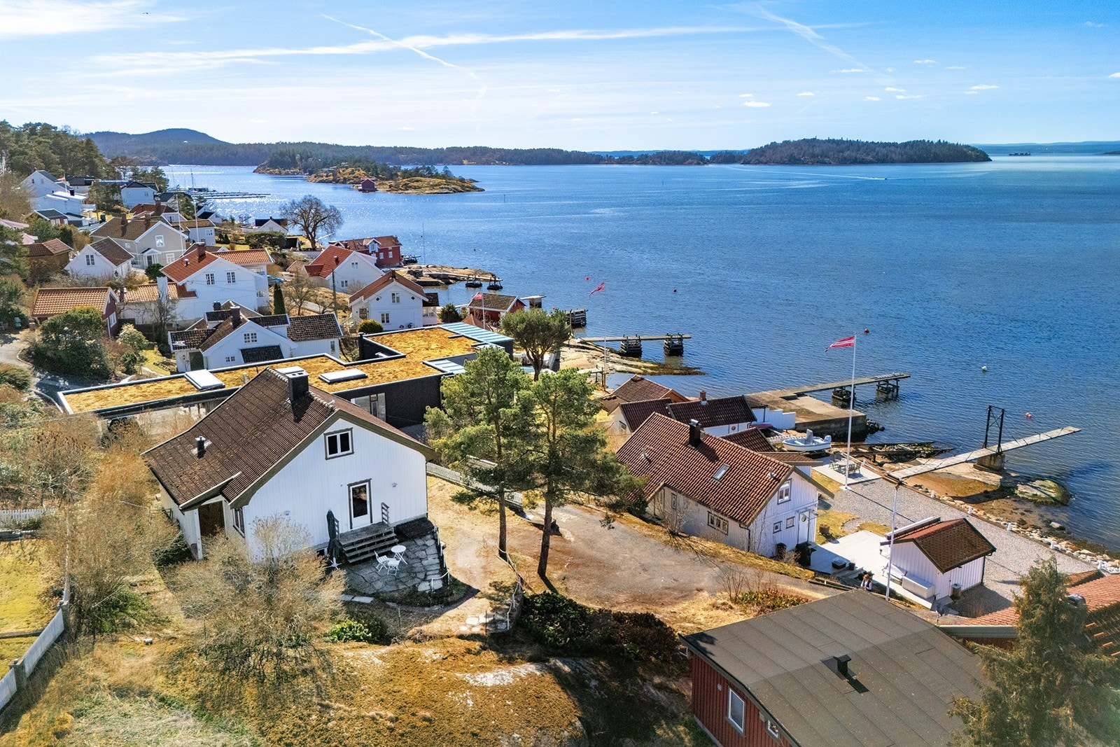Velkommen til hyggelig visning i idylliske omgivelser, midt i hjertet av Son! Galleribilde