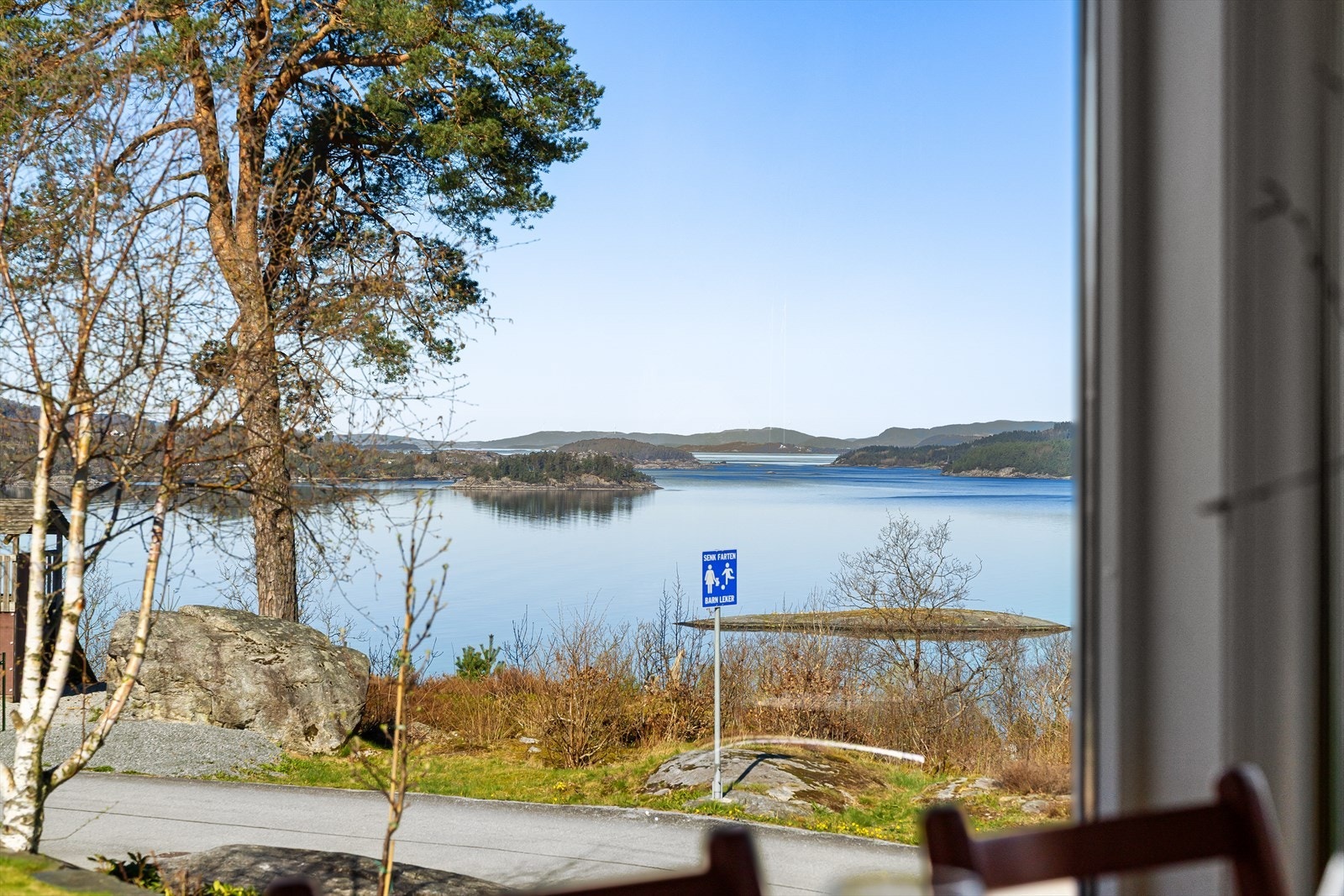 1. etasje - Stue / kjøkken Galleribilde