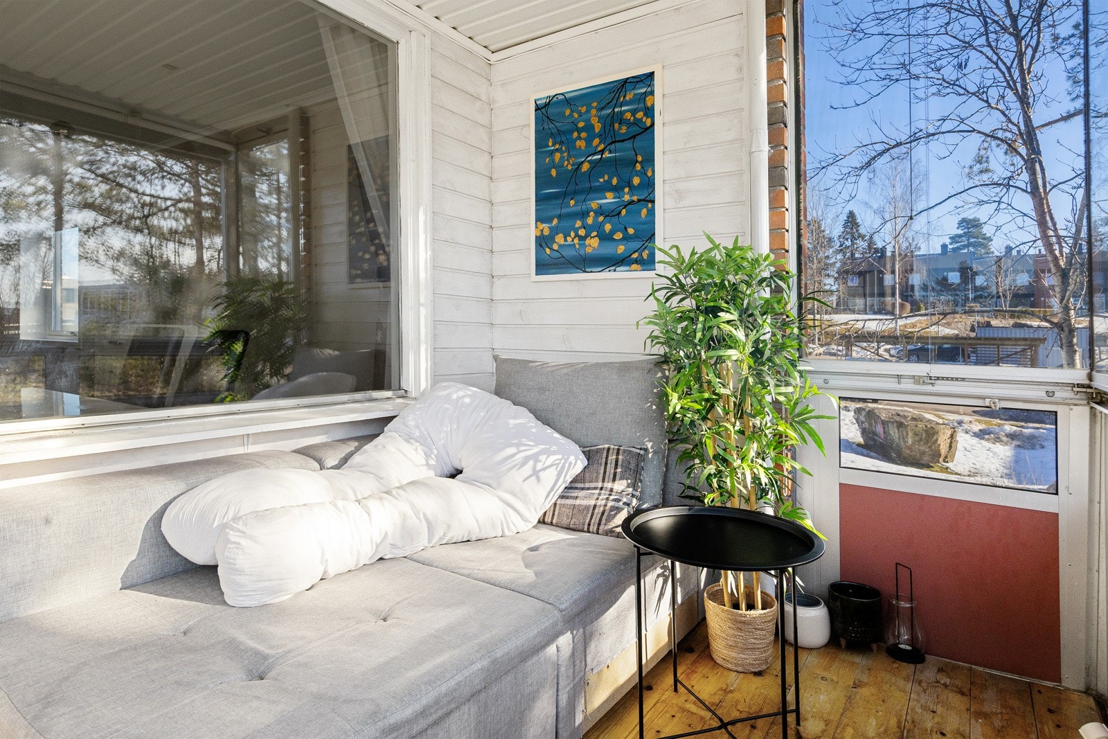 Koselig og usjenert på verandaen Galleribilde