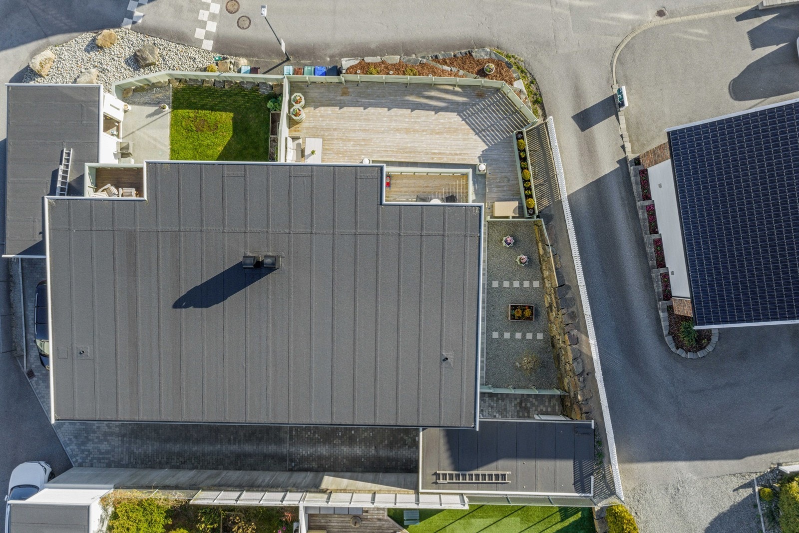 Oversiktsbilde av eiendommen. Galleribilde