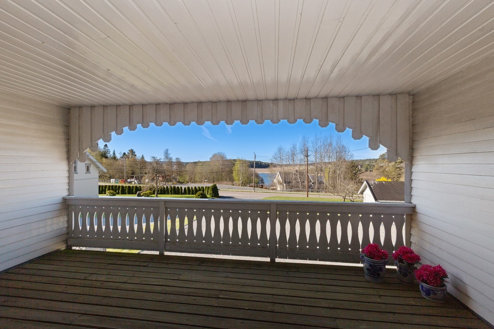 Veranda i 2. etg- god plass for en hyggelig sommerkveld Galleribilde