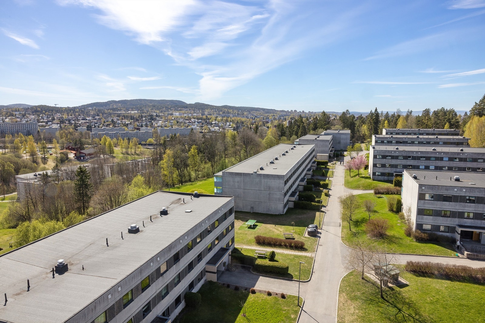 Dette er et trygt og veletablert område, anbefalt for familier og etablerere. Galleribilde