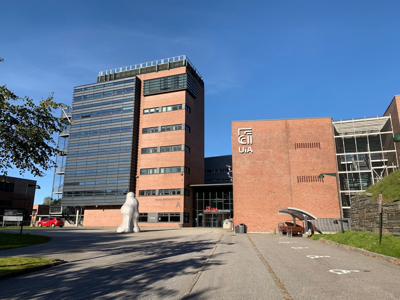 UiA - en kort sykkeltur unna Galleribilde