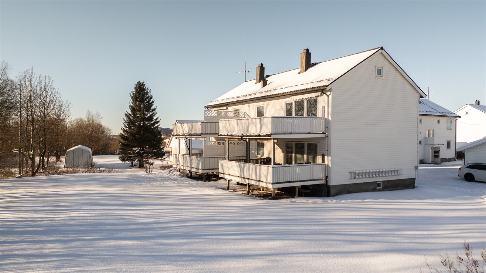 Eiendommen har gode lys og solforhold Galleribilde