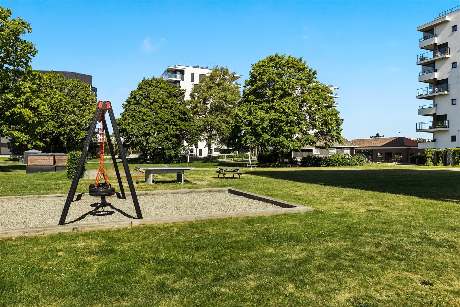 Fellesområdene inkluderer lekeplass for de minste. Galleribilde