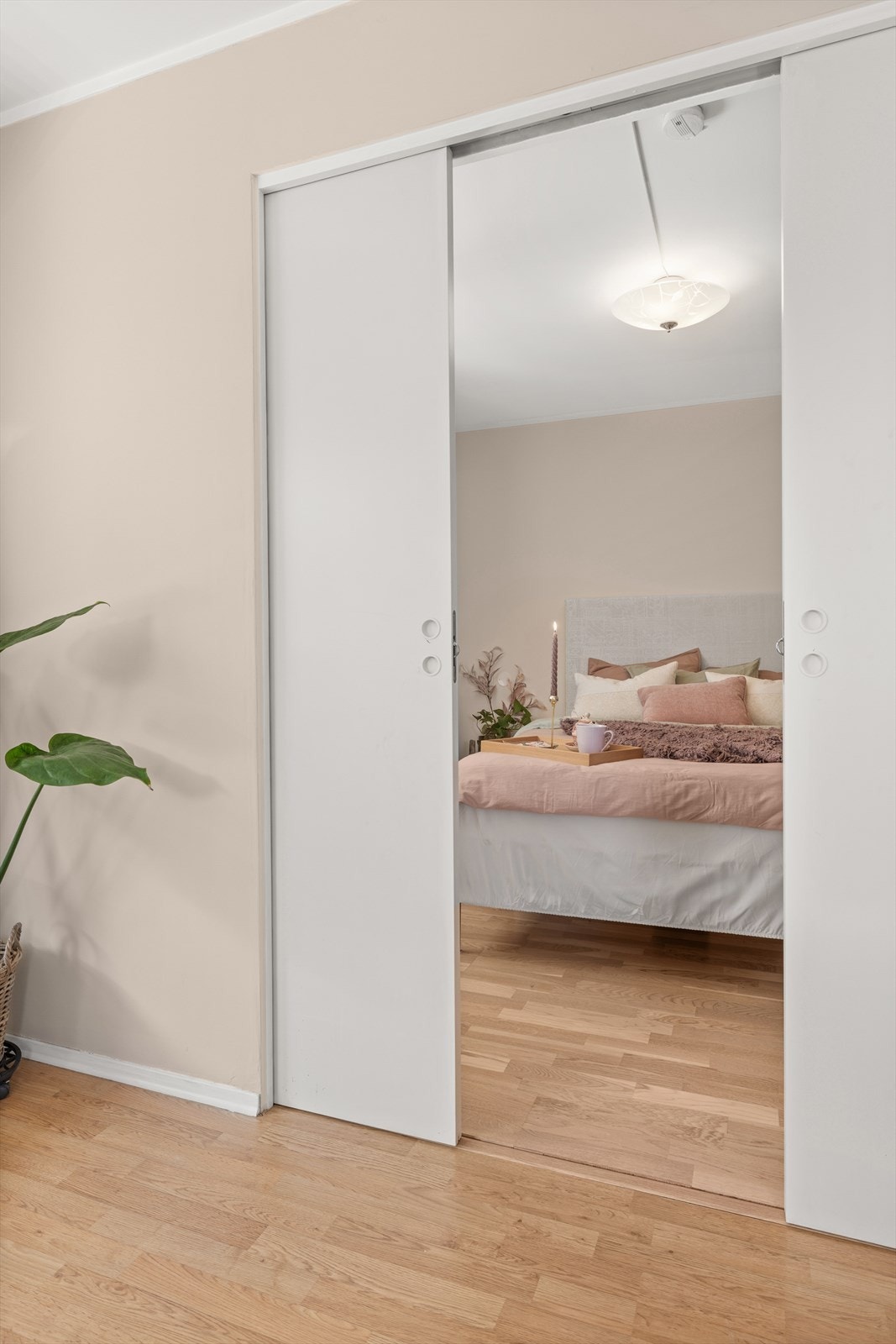 7 Soverom 1 med skyvedør Galleribilde