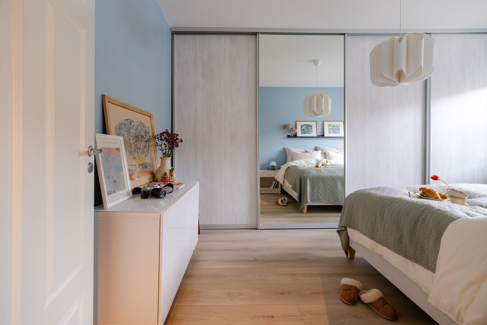 Soverommet er meget stort Galleribilde