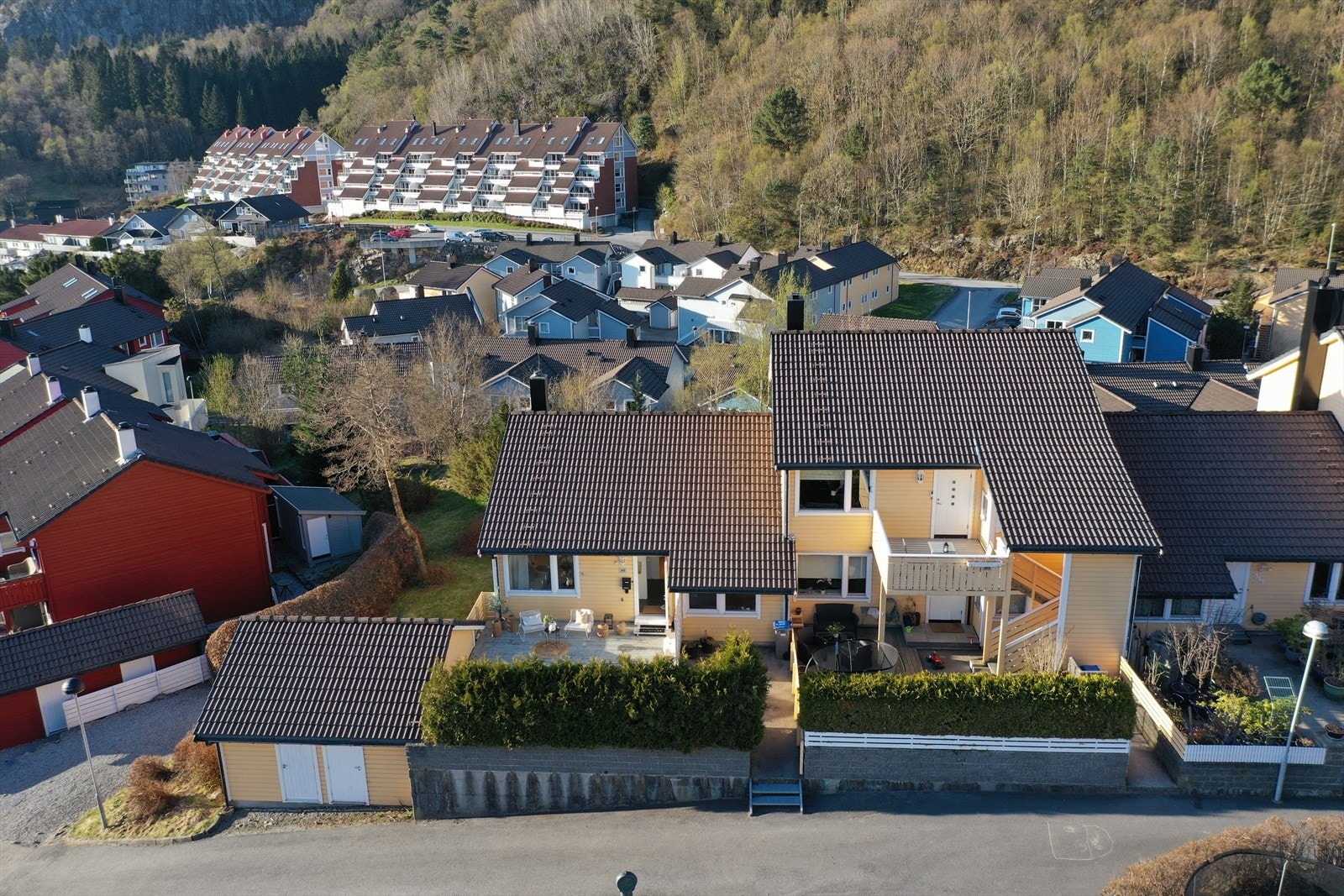 Det er mulighet for å bestille ladeboks til egen garasjeplass via borettslaget. Galleribilde