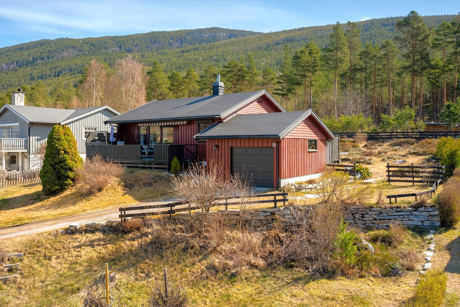 Eiendomsmegler 1 v/Anders Øium presenterer Ormbakkvegen 22! En innholdsrik enebolig med garasje, beliggende i et rolig og etablert nabolag på Sandbumoen. Foto: Ivar Flagestad Galleribilde