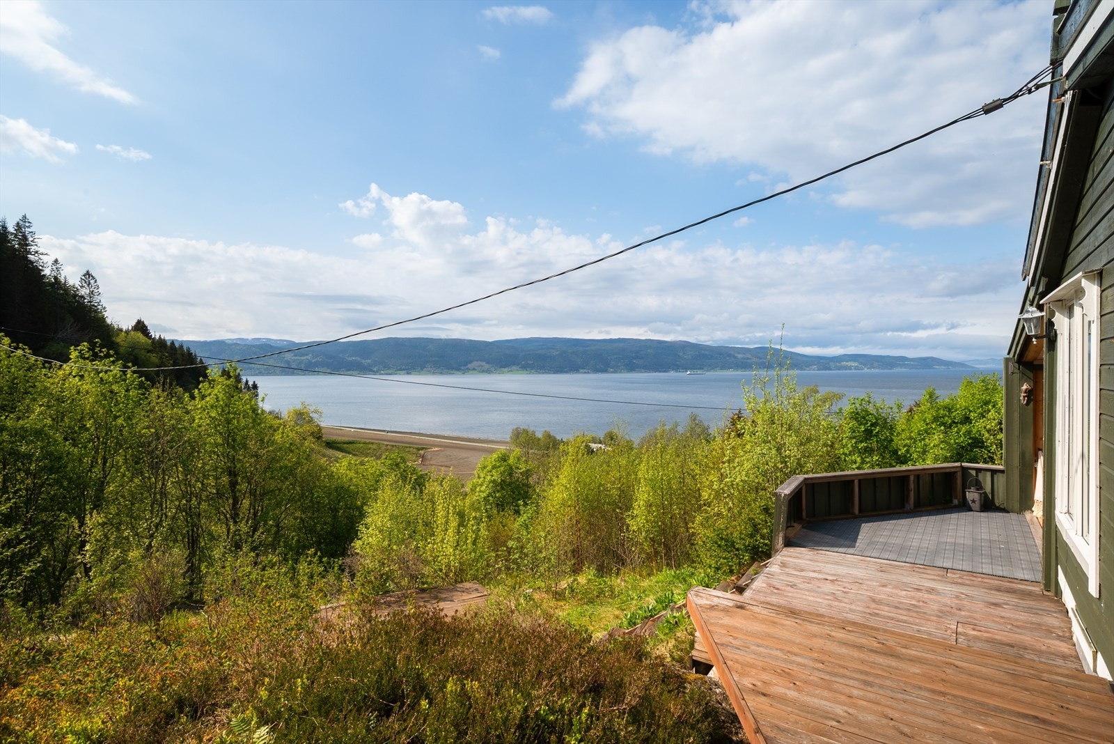 Fine uteområder med utsikt som er upåklagelig Galleribilde