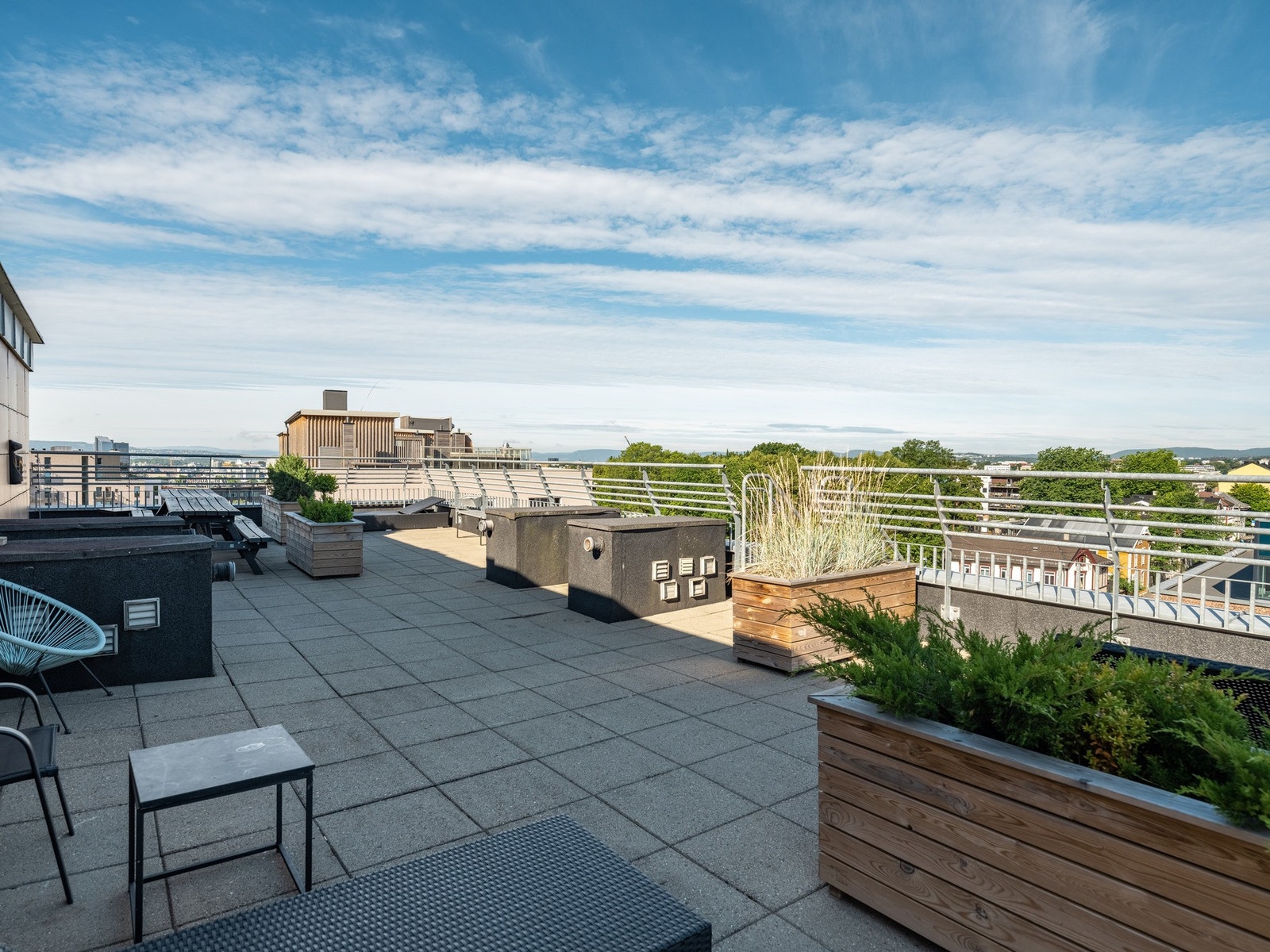 Heisen fører deg også opp til felles takterrasse, hvor du også kan samle vennene dine. Galleribilde