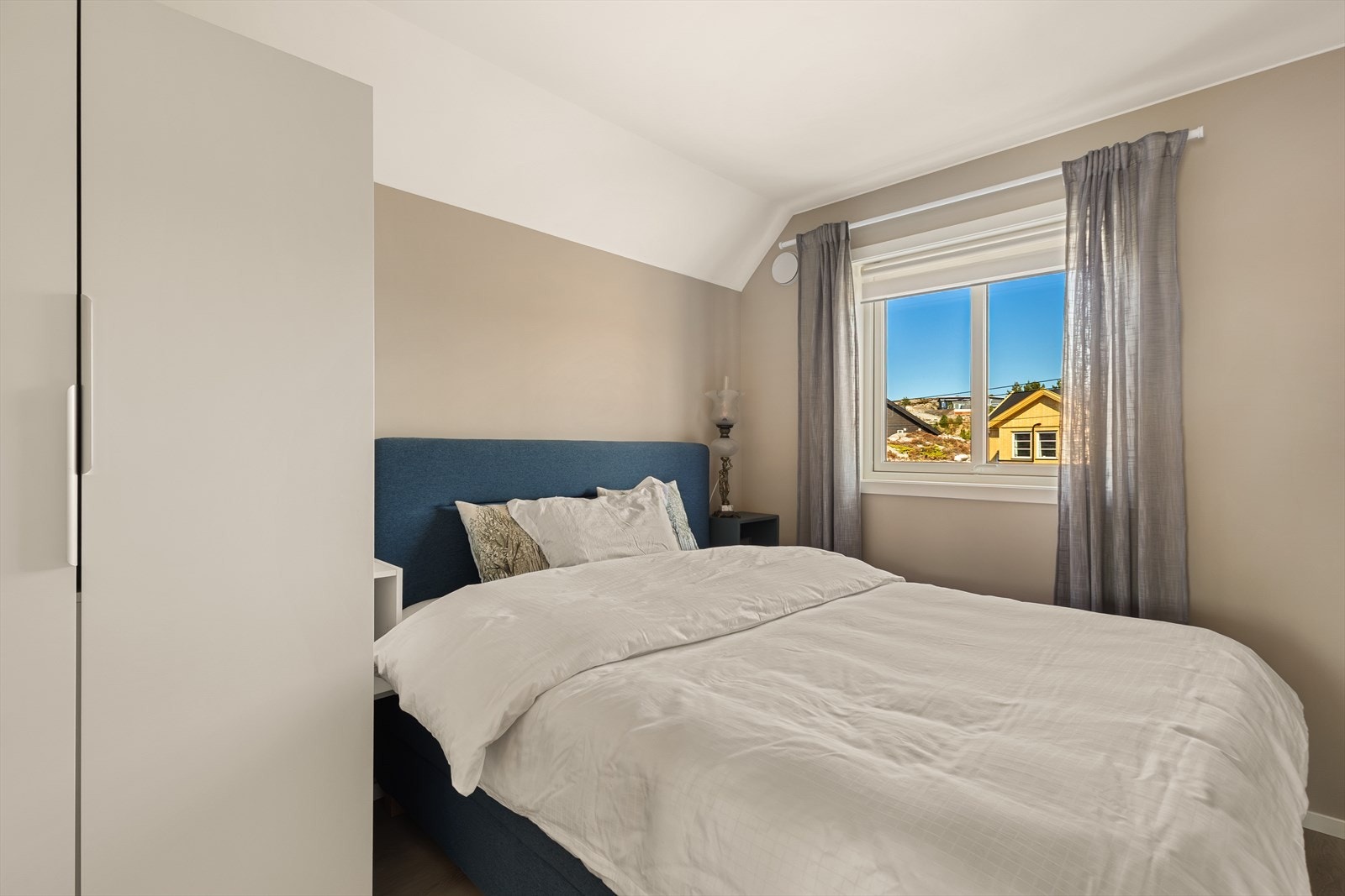 - Soverom 2 måler 8m² - Galleribilde