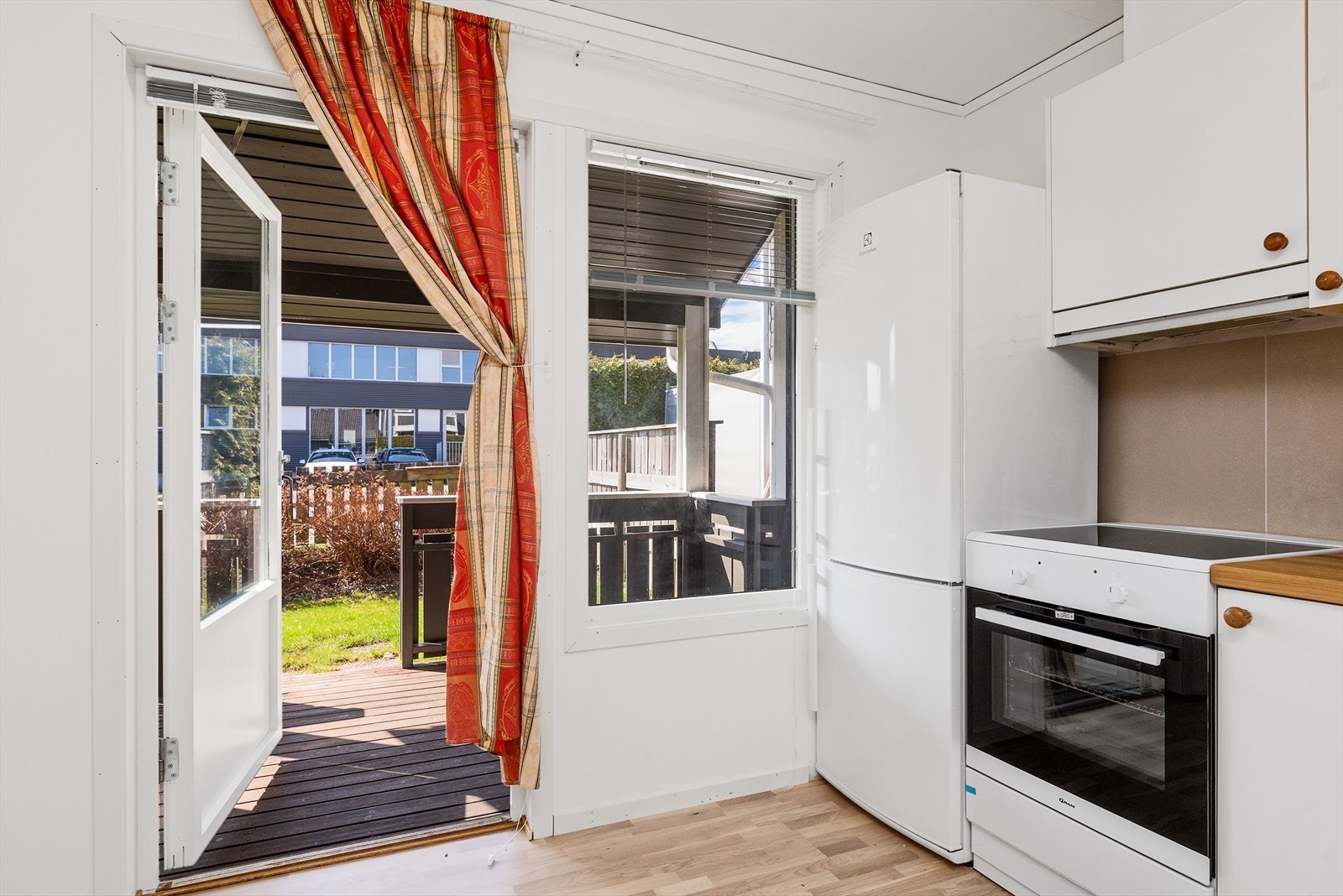 Utgang til terrasse Galleribilde