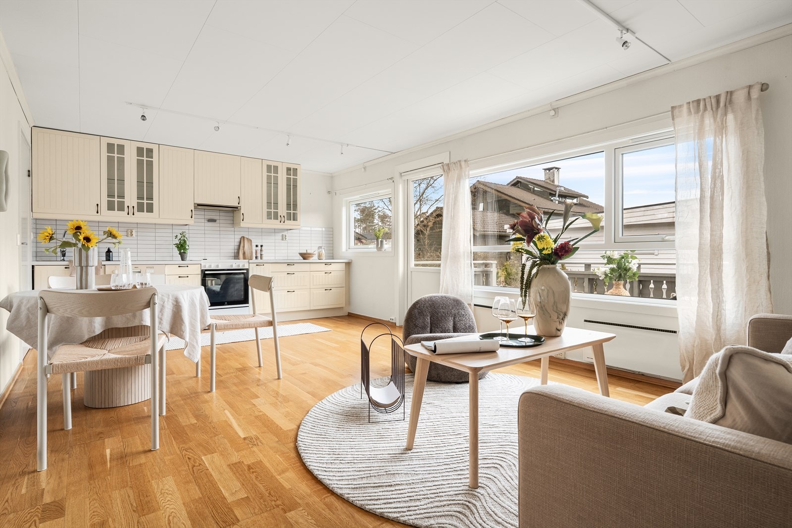 Velkommen til Høgsetevegen 7M! Presentert av Eiendomsmegler Norge. Galleribilde