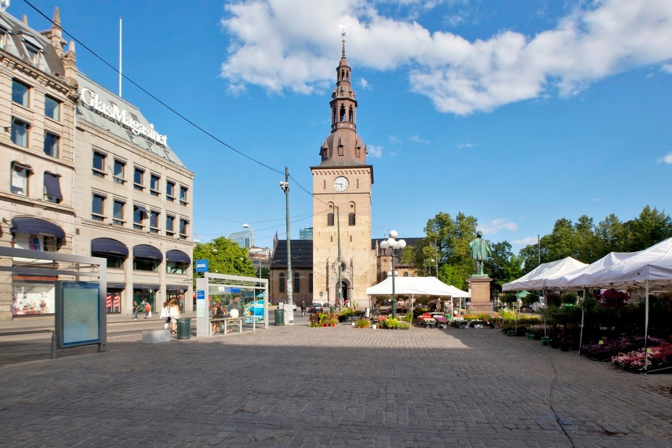 Svært sentral beliggenhet rett ved Karl Johan Galleribilde