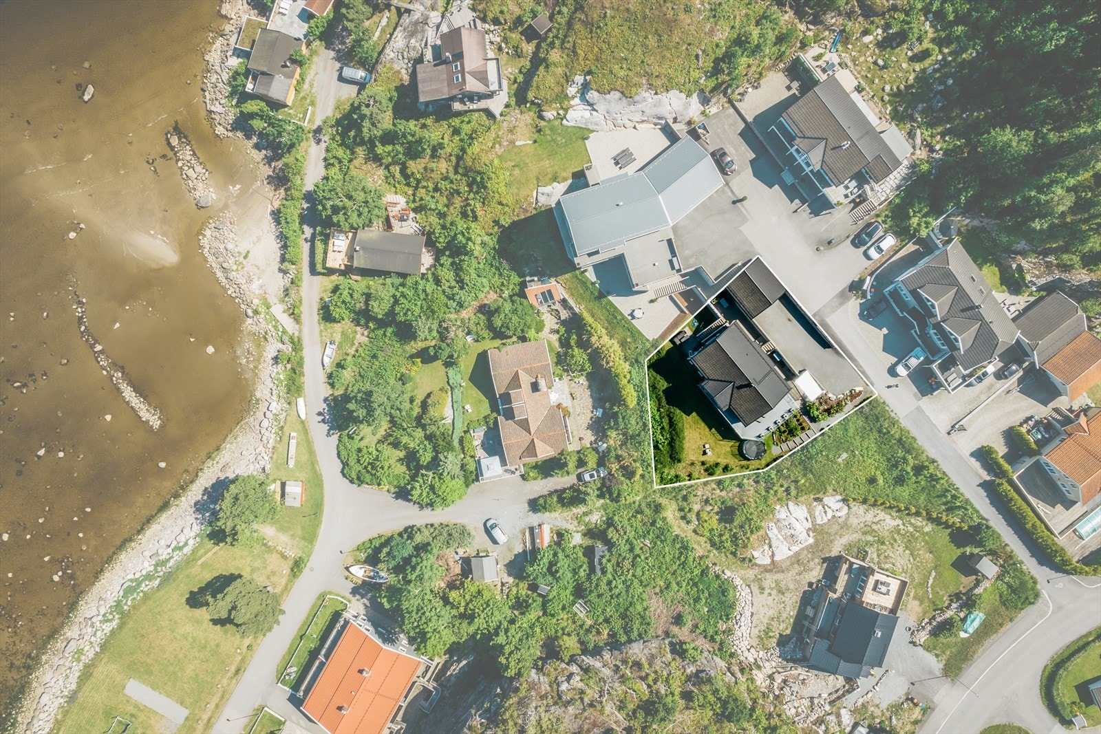Tomten er på 804 m² Galleribilde