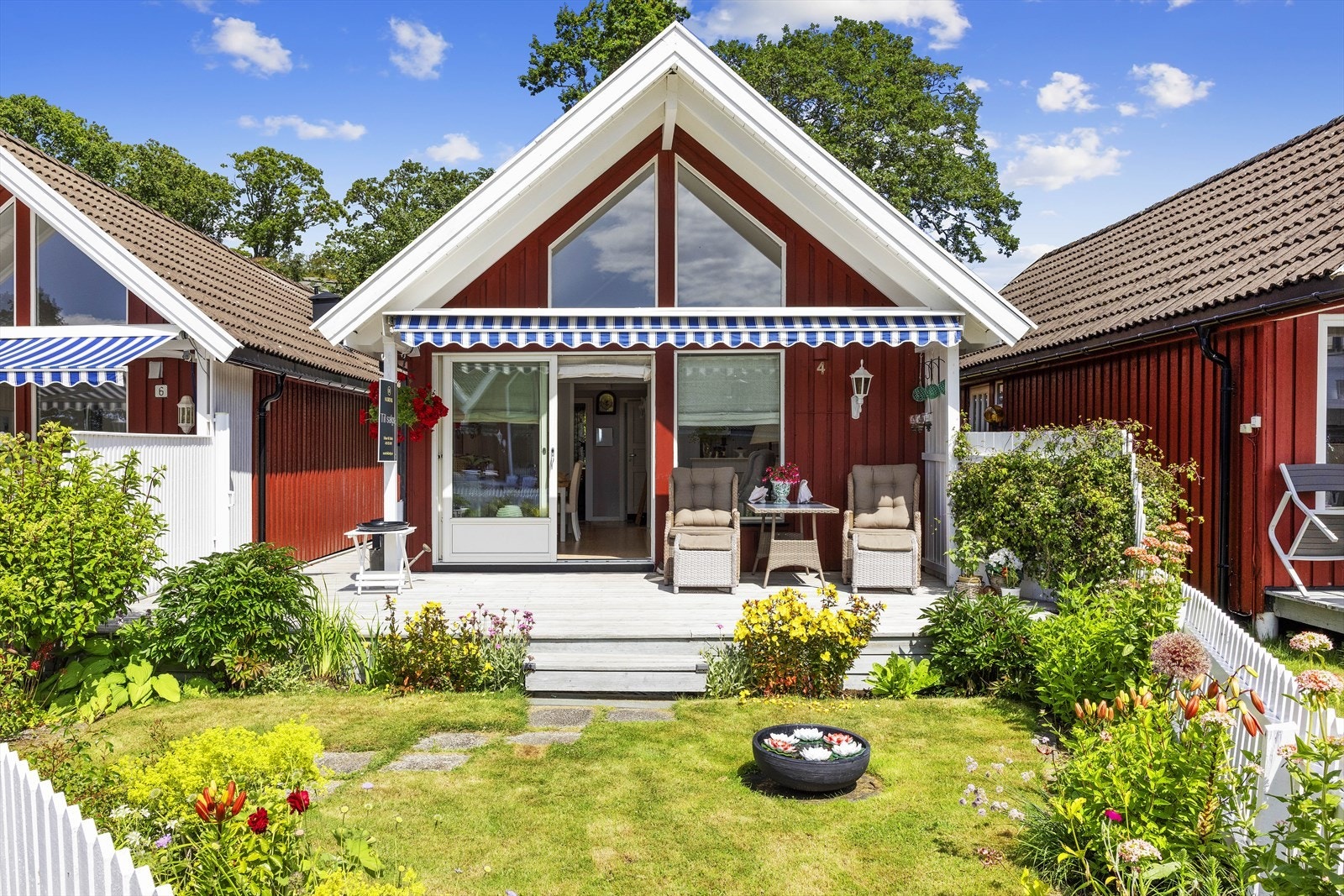 Sjarmerende og praktisk hytte med gode solforhold. Galleribilde