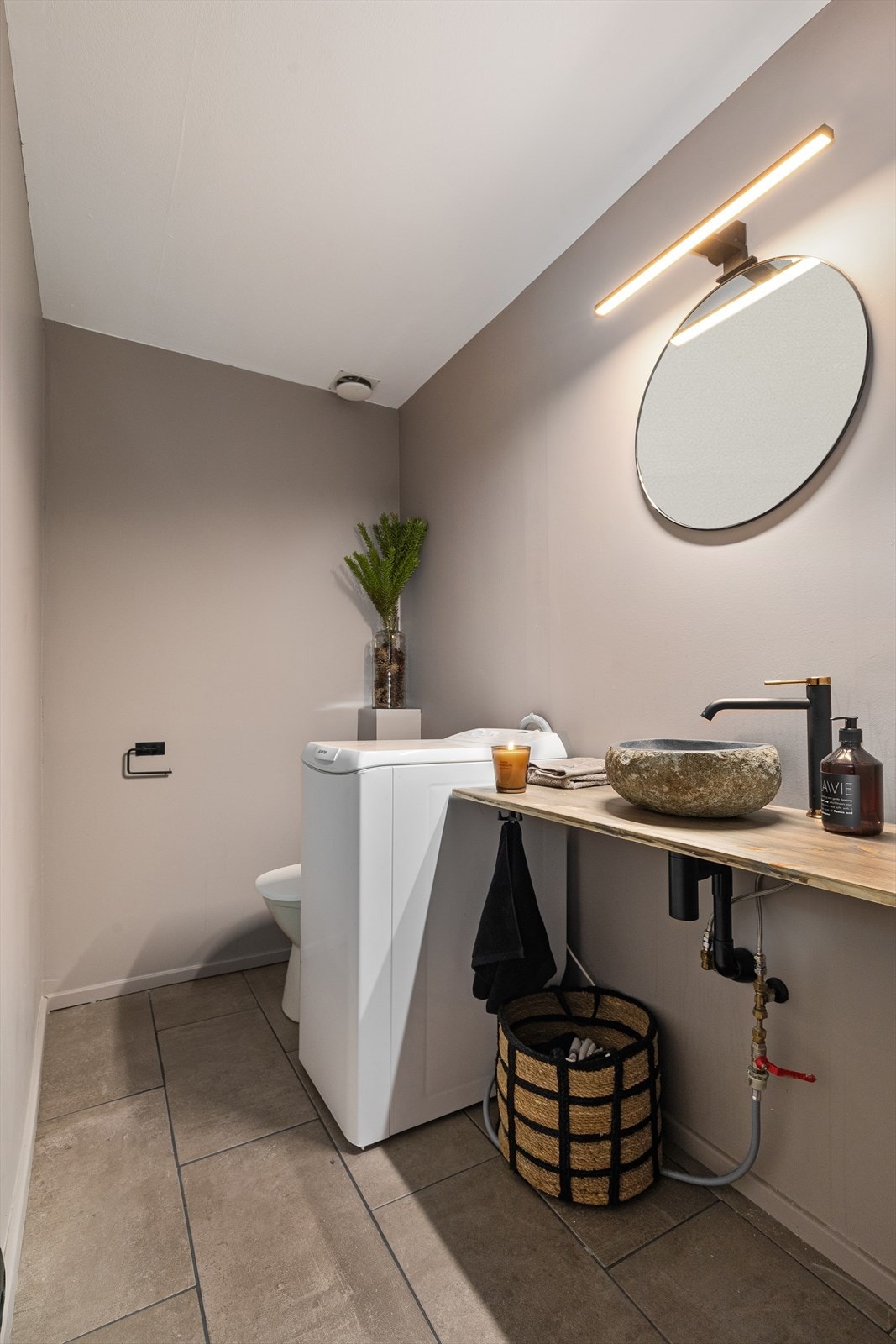 wc-rom Galleribilde