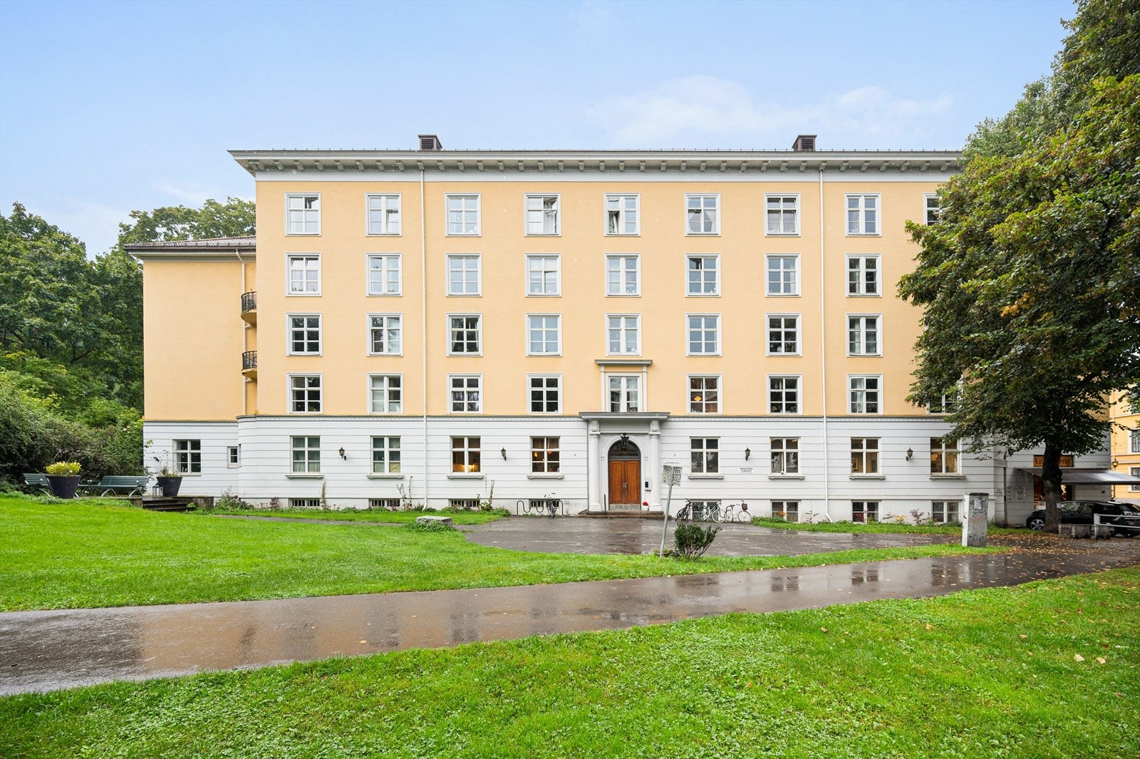 Bygget er oppført på Byantikvarens gule liste som en del av et bevaringsverdig kulturmiljø. Galleribilde