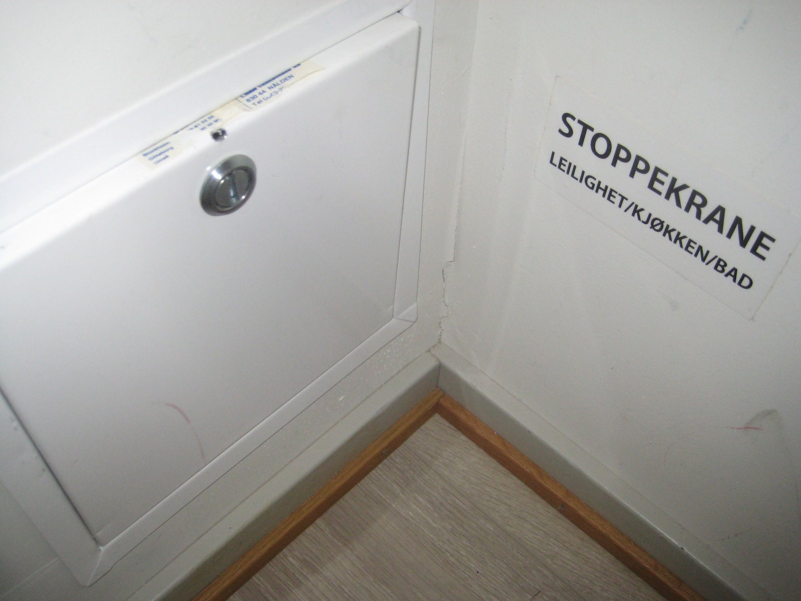 Stoppekran i bod Galleribilde