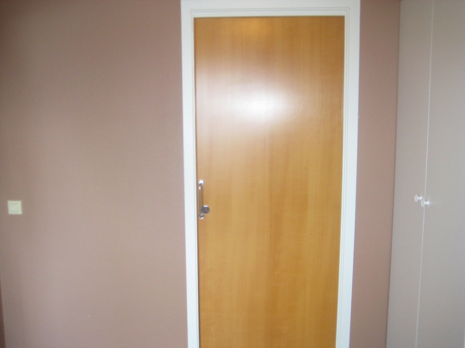 Dør til walkin closet Galleribilde