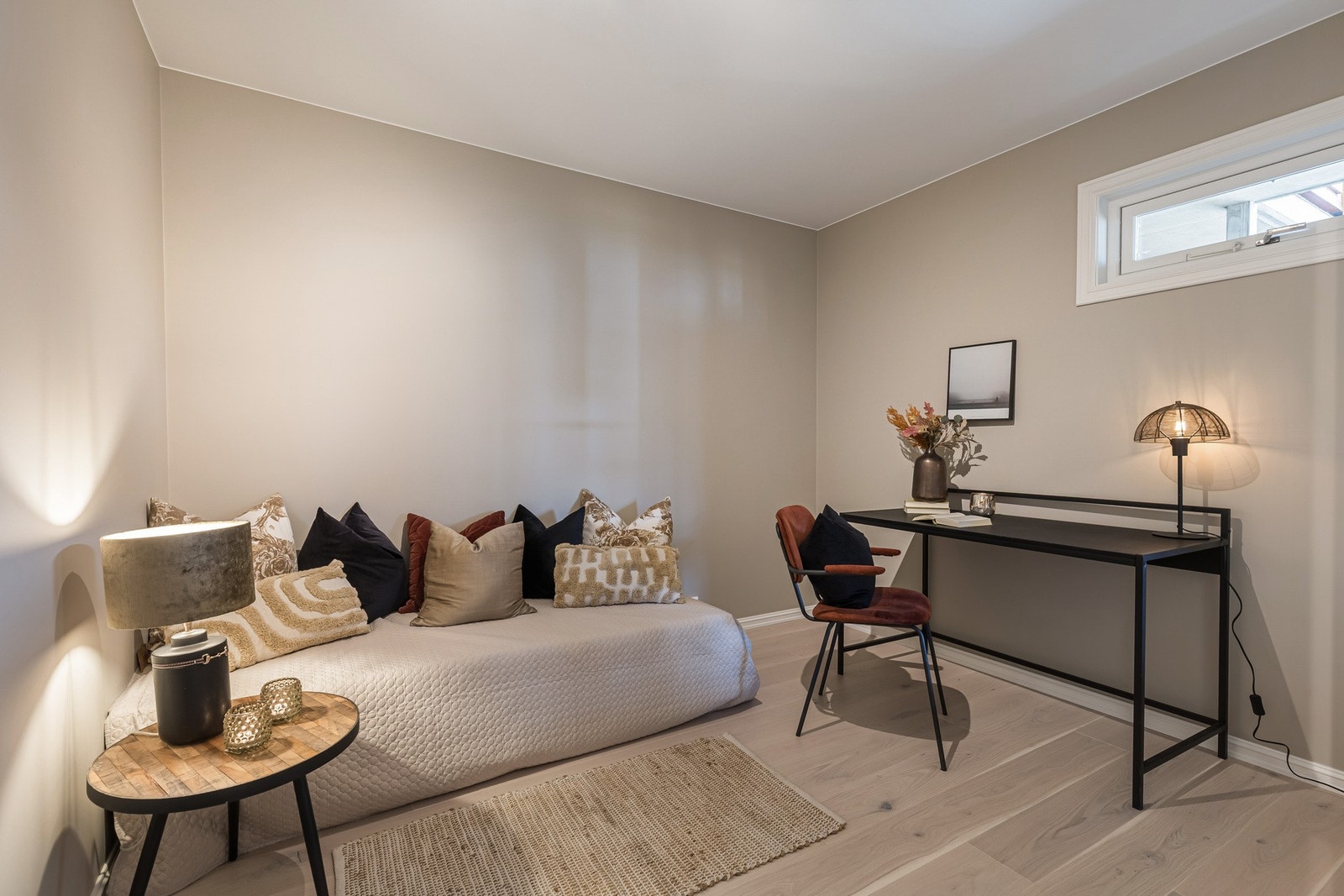 Soverom 3. Et allsidig rom som passer perfekt som barnerom, gjesterom eller hjemmekontor. Galleribilde
