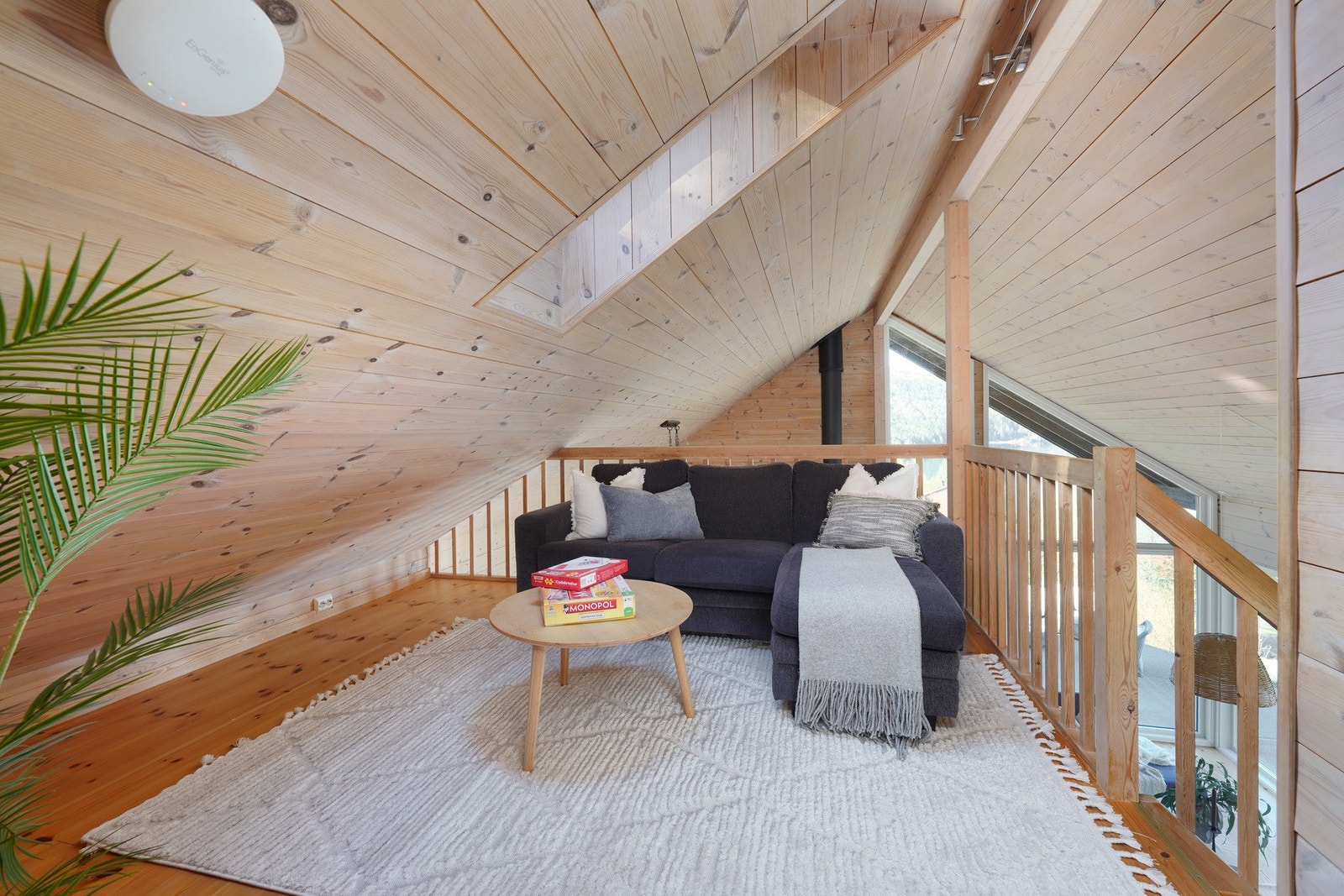 Loftstue/hems. Galleribilde