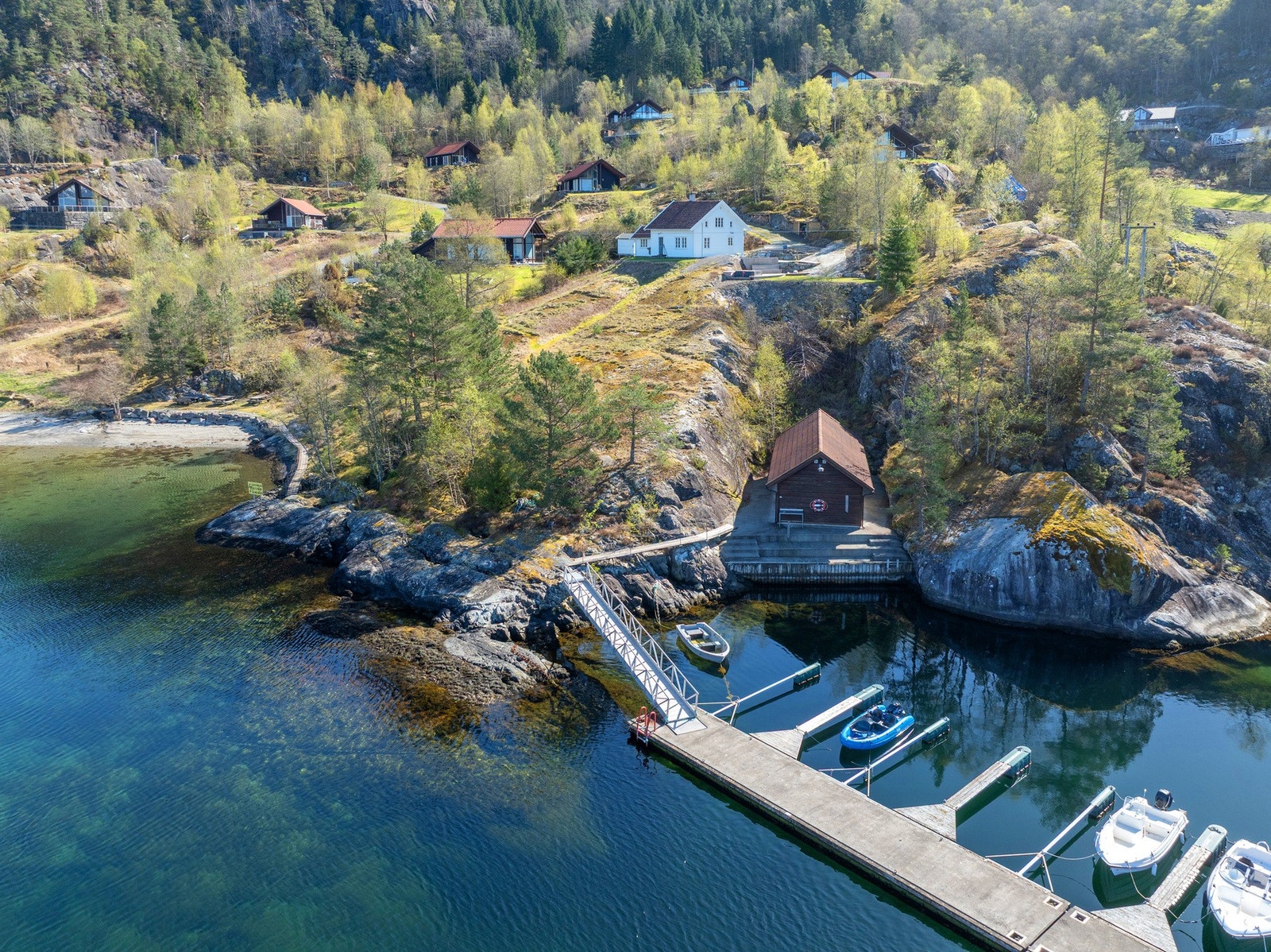 Båtplass medfølger. Galleribilde