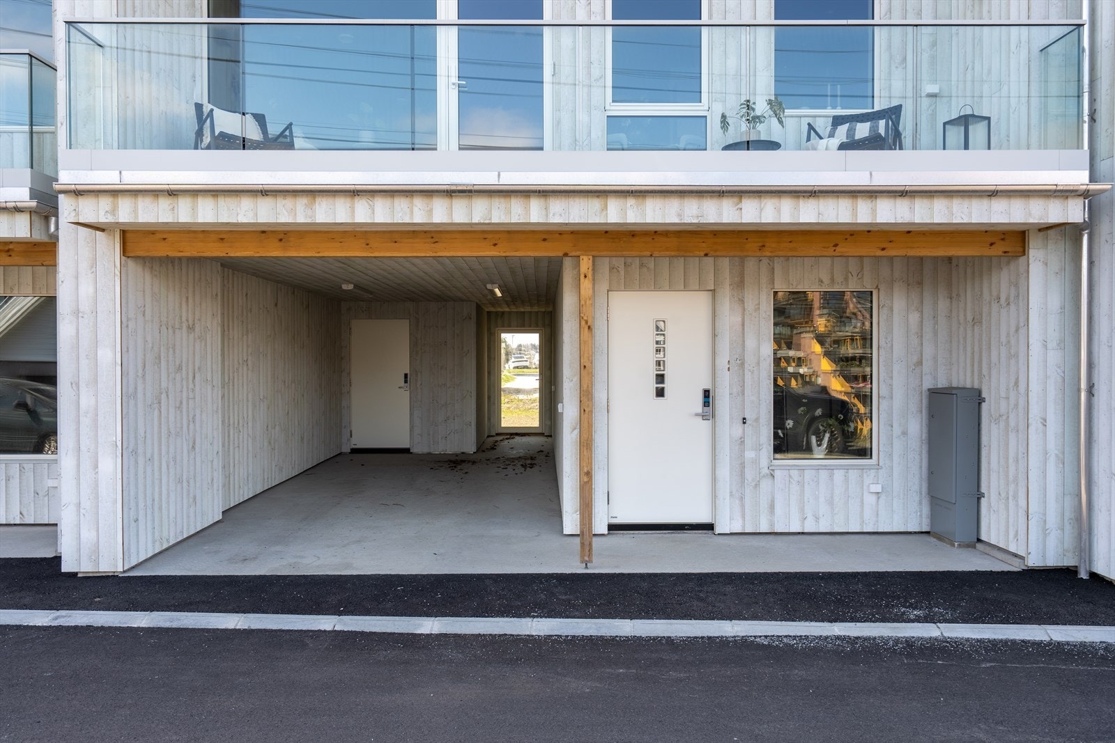 Carport med sportsbod Galleribilde