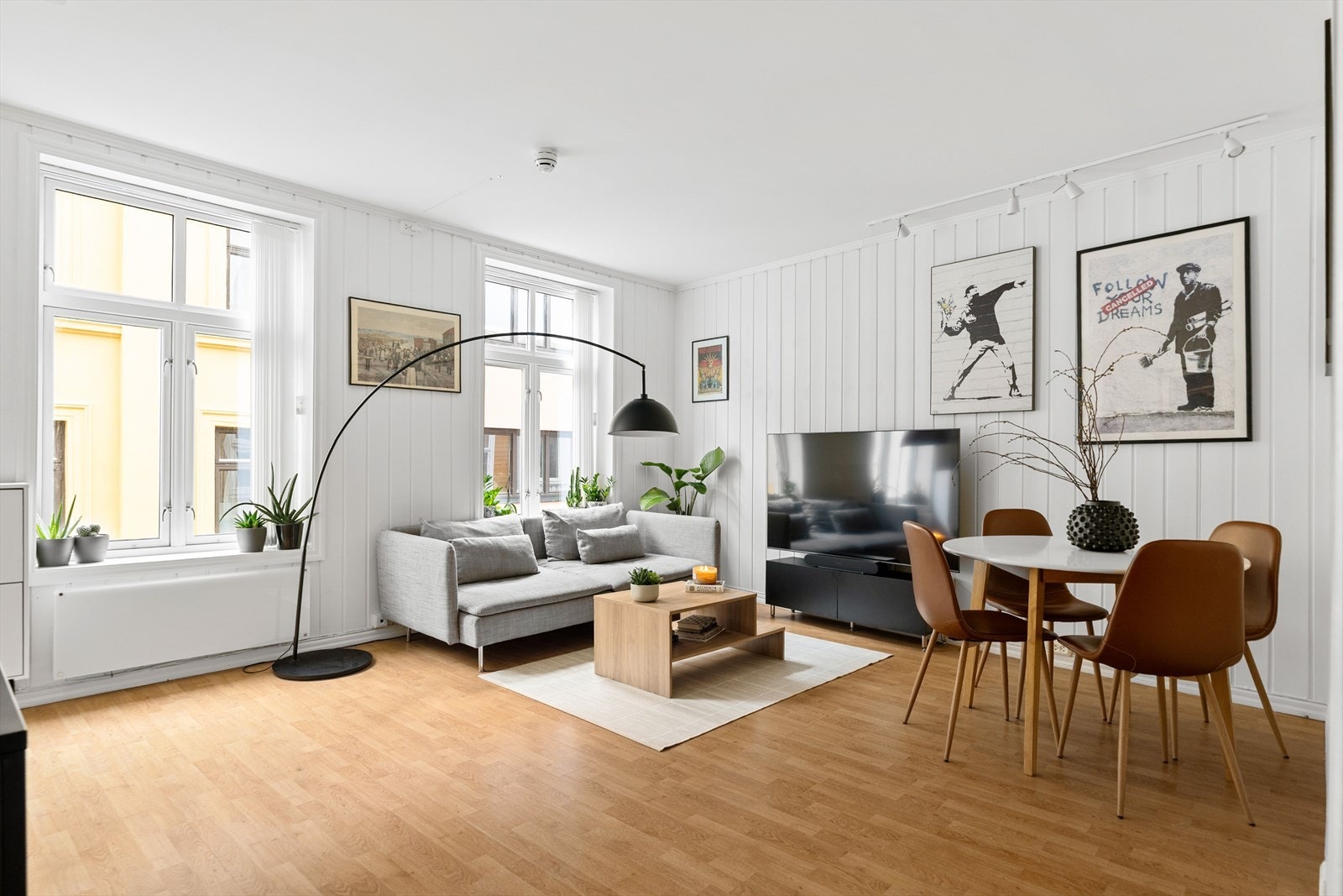 Dette er med på å skape en innbydende og luftig atmosfære til rommet. Galleribilde