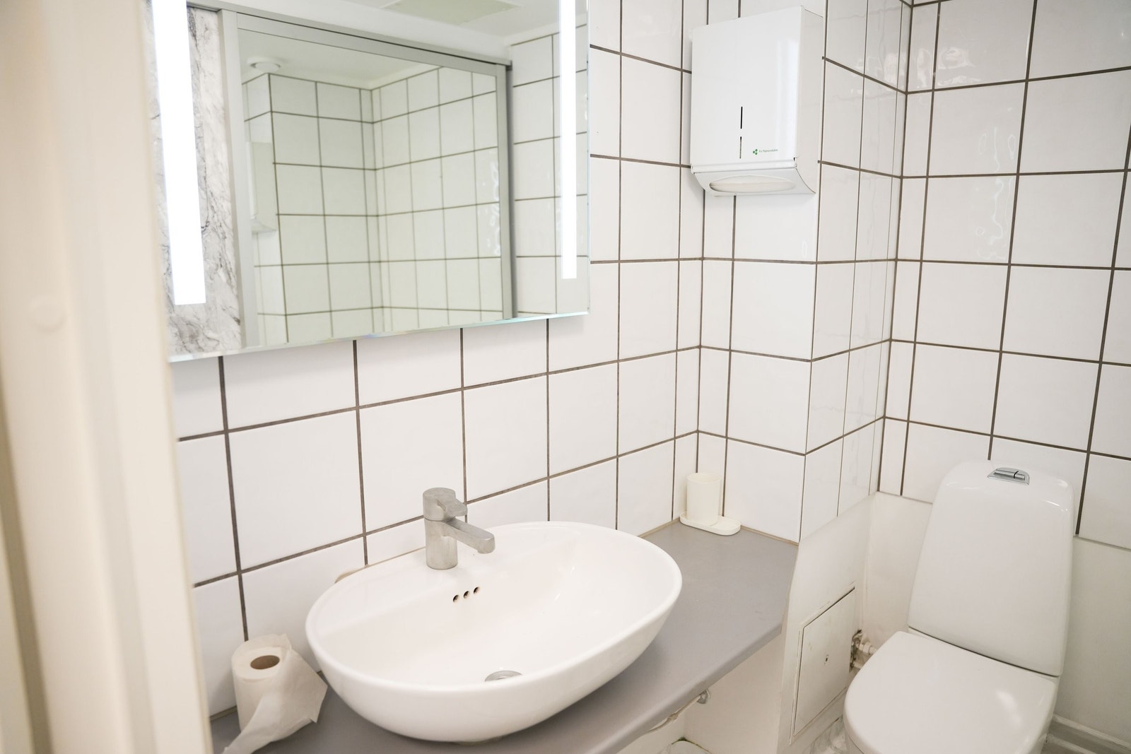 Sameiet har hatt dialog om felles oppussing av alle bad, med entreprenørselskap som ikke ble godkjent. Dermed står man fritt til å pusse opp badet etter eget ønske. Galleribilde