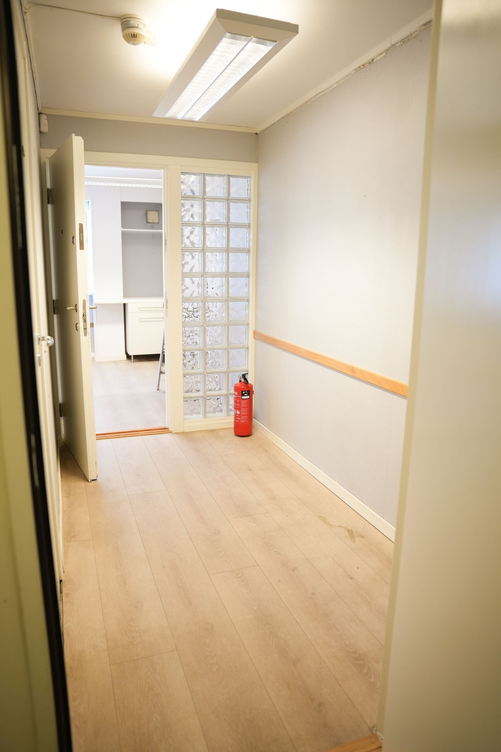Romslig gang - 4,9m2 Galleribilde