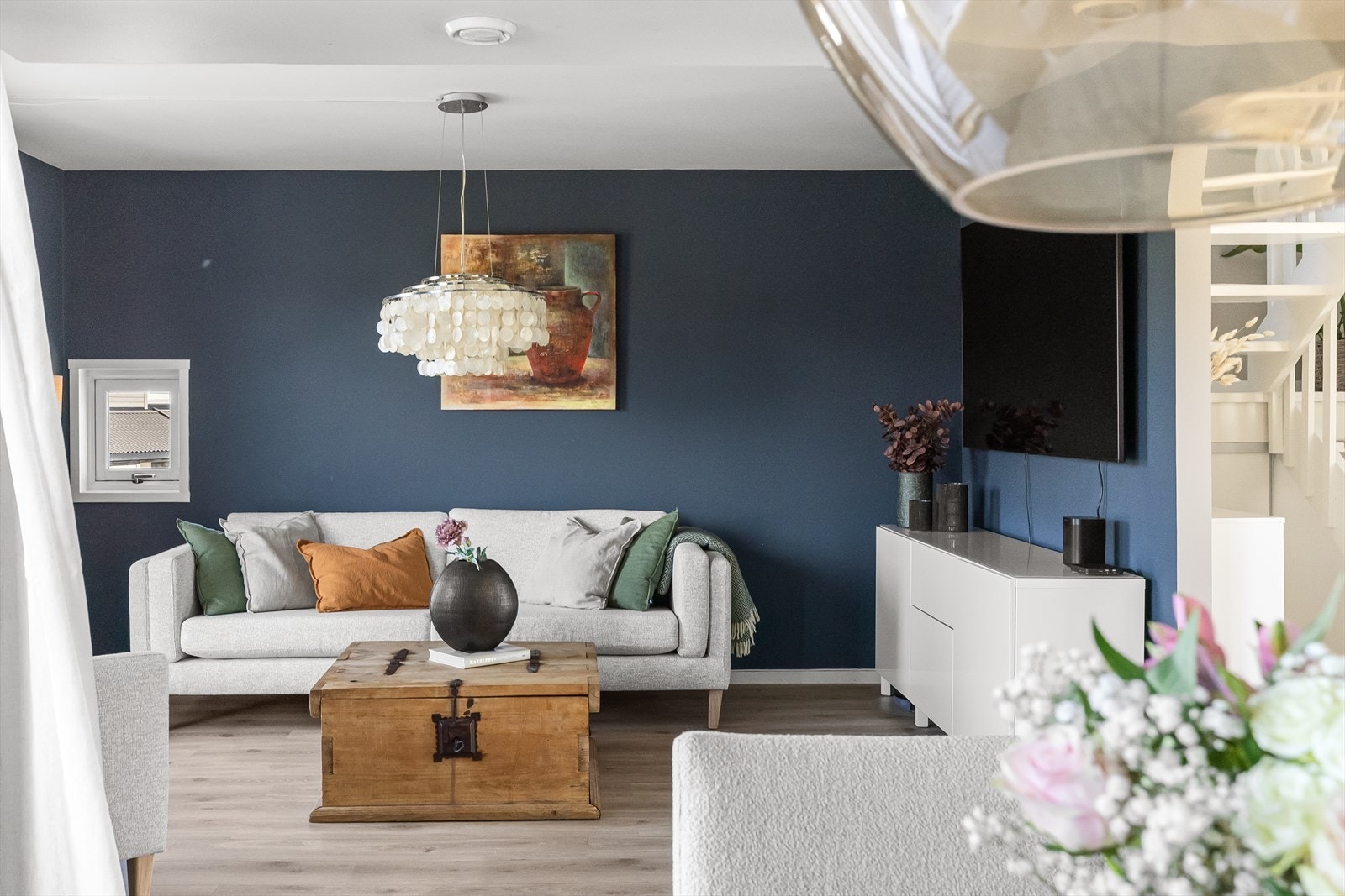 Huset er betydelig oppusset i 2015 og fremstår som moderne og lekkert. Galleribilde