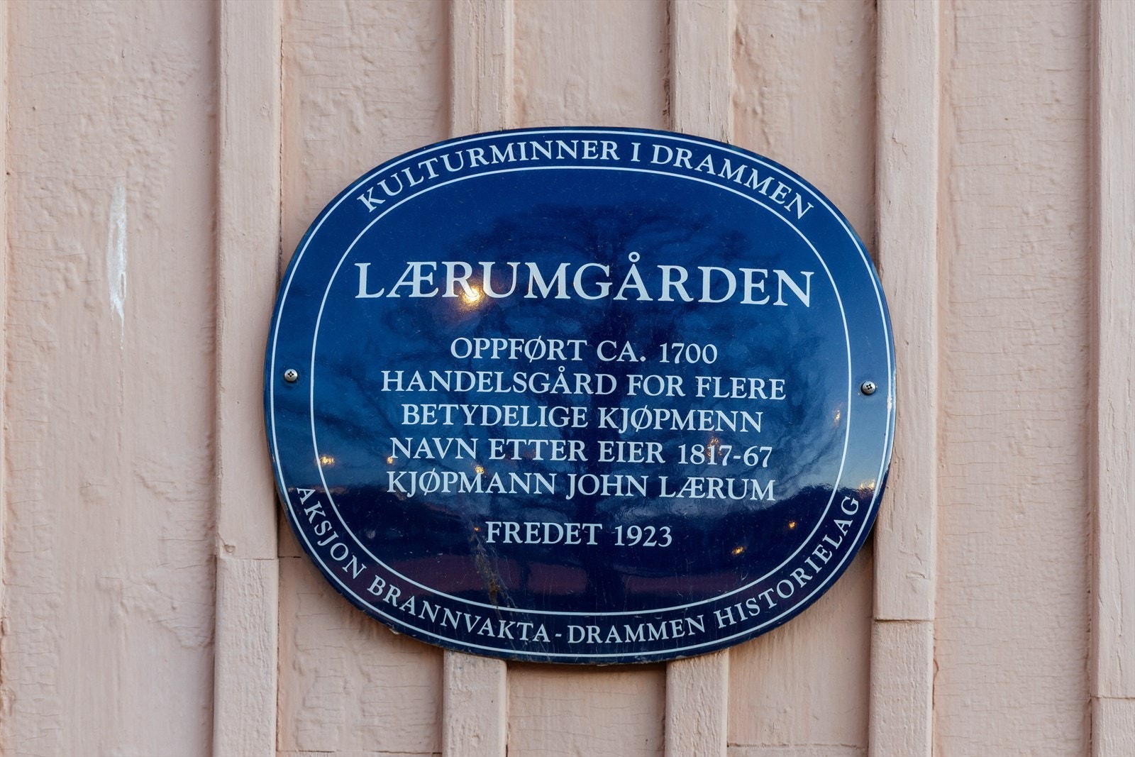 Leiligheten er beliggende i et historisk bygg "Lærumgården" Galleribilde