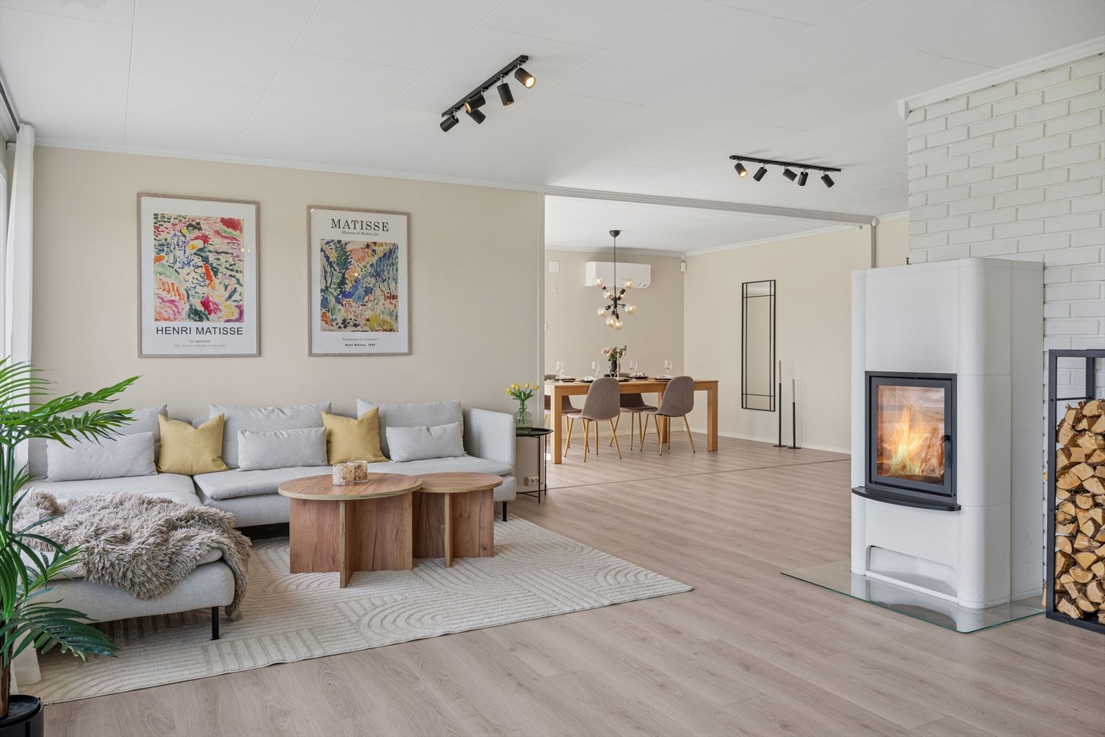 Vedovnen gir både hygge og god varme på kalde dager. Galleribilde