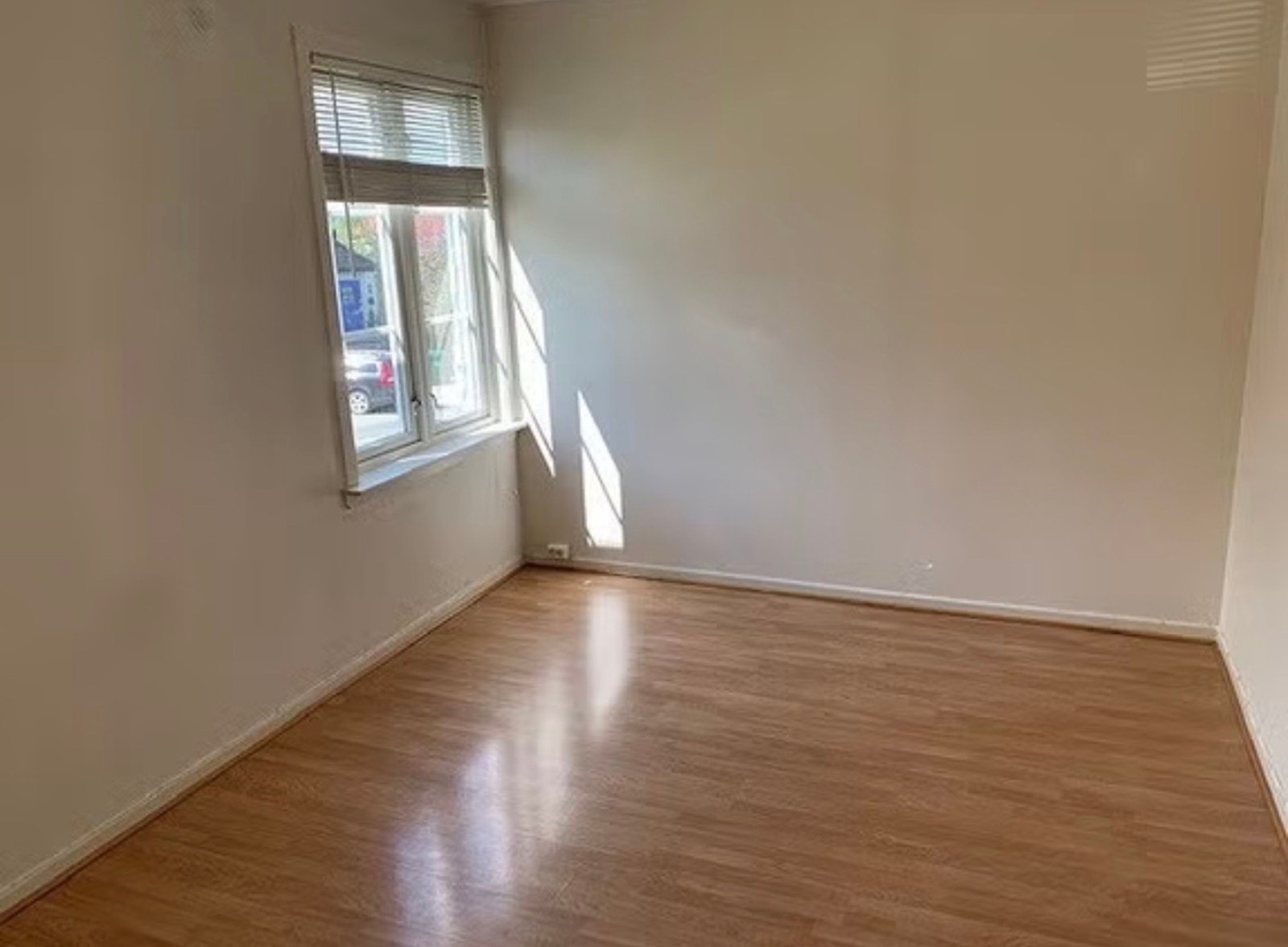 Her er det god plass til ønsket sittegruppe. Galleribilde
