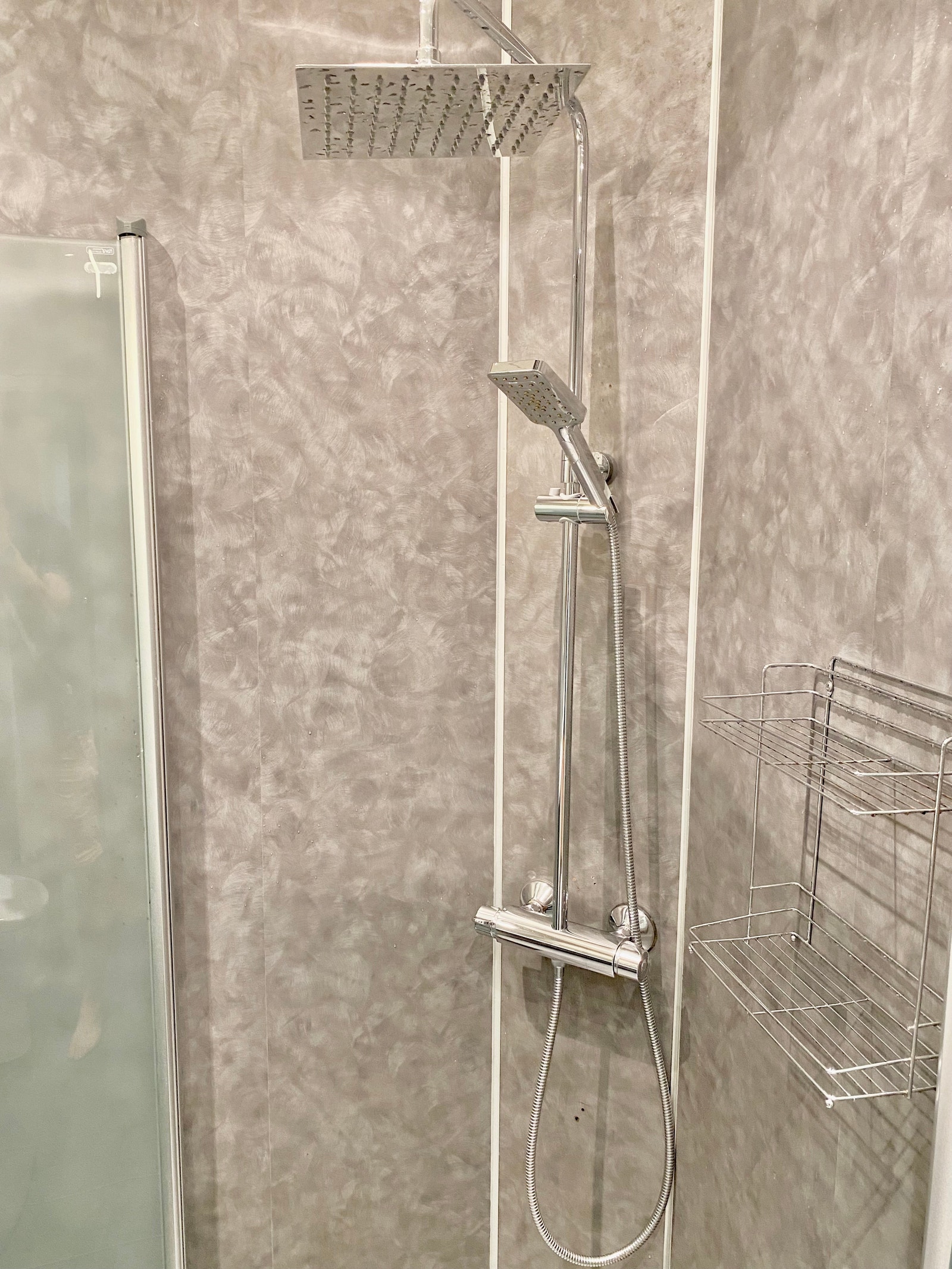 Rainshower Galleribilde