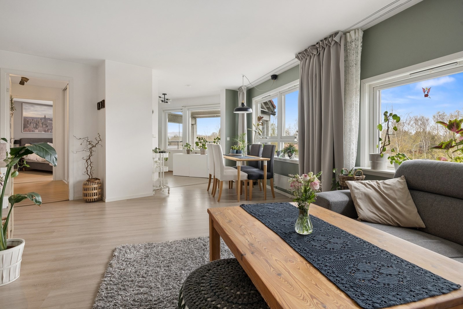 Leiligheten er på ett plan og har en praktisk rominndeling med et samlet bruksareal på 67 m². Galleribilde