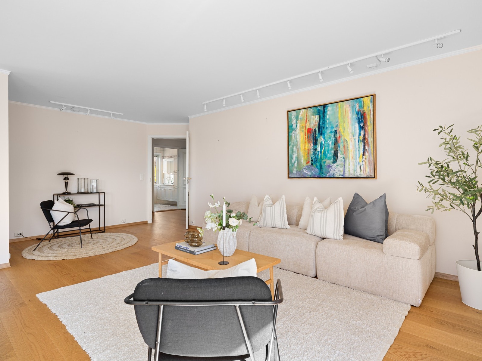 Det er god plass til å innrede med flere soner. Galleribilde
