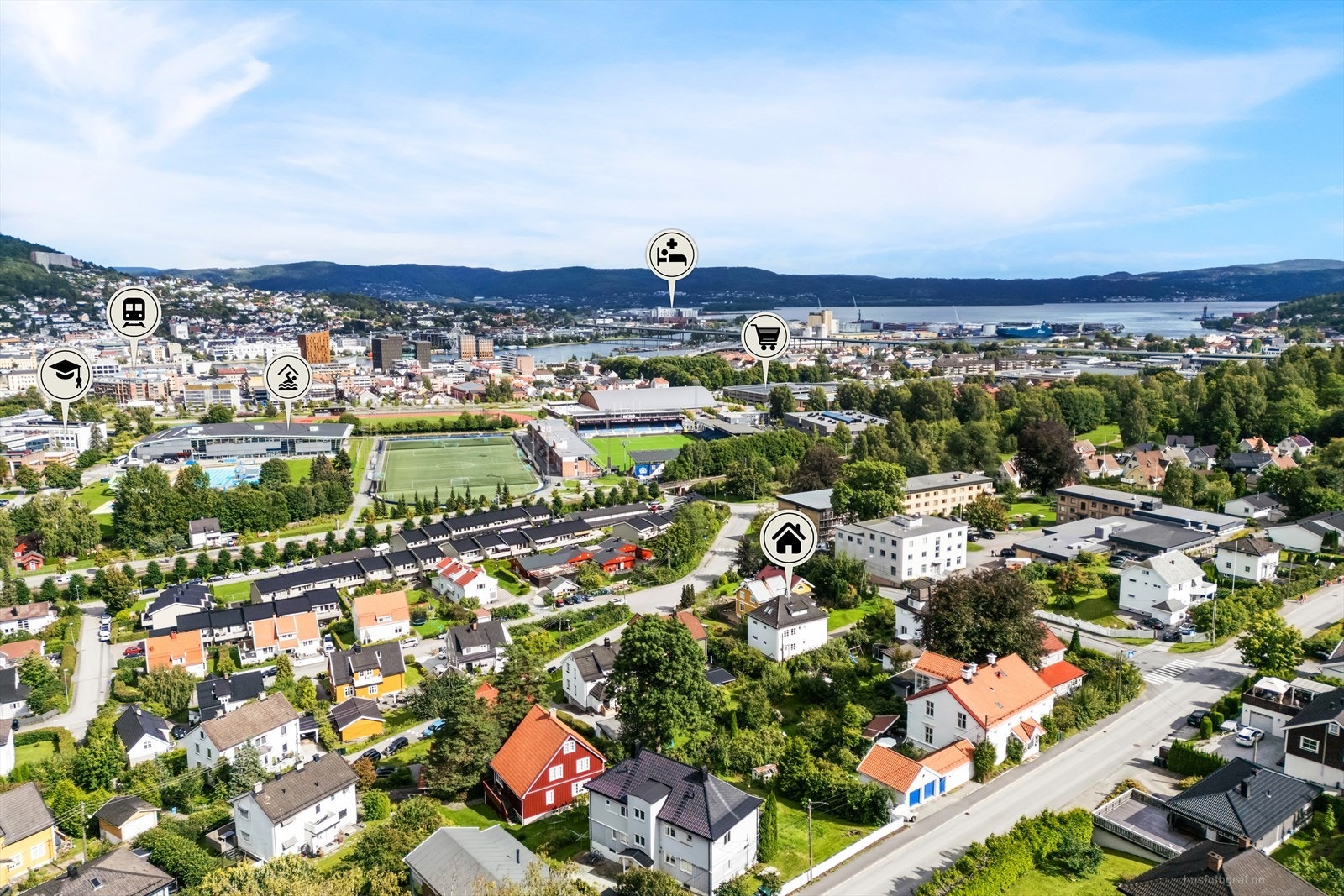 Det er kort vei til et bredt aktivitetstilbud, inkludert Marienlyst idrettspark, Drammensbadet og flere treningssentre. Galleribilde