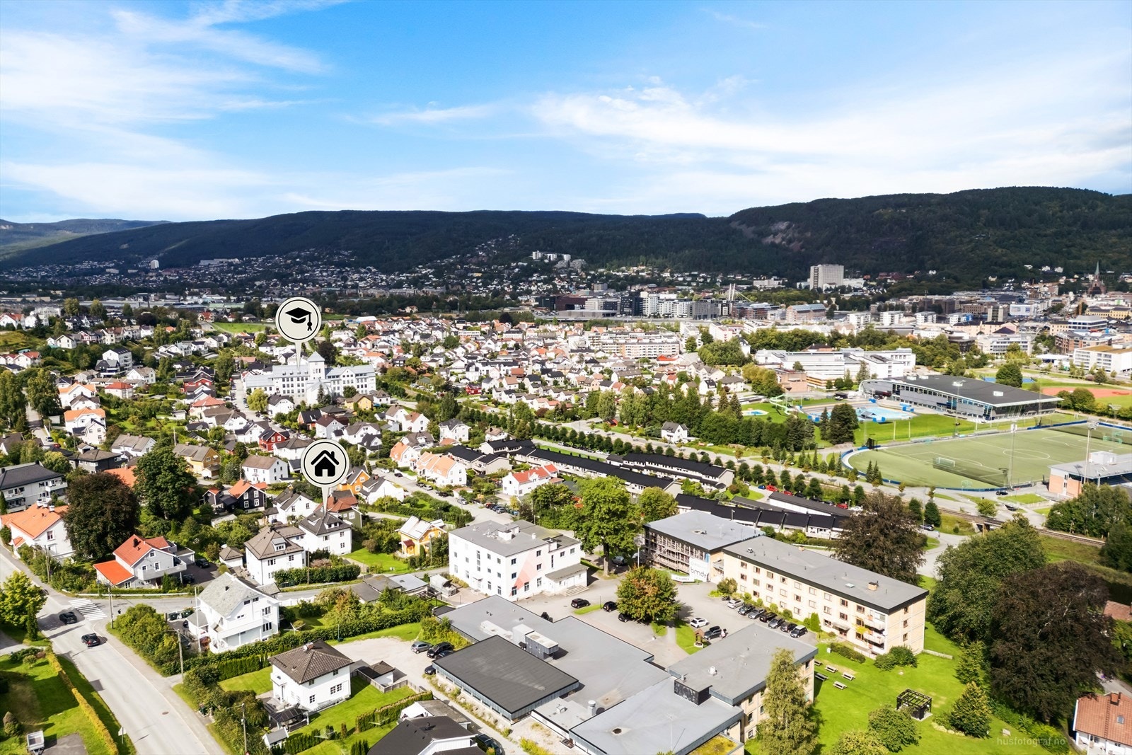 Beliggenheten er svært barnevennlig med kun få minutters gange til både Danvik skole og Marienlyst ungdomsskole. Galleribilde