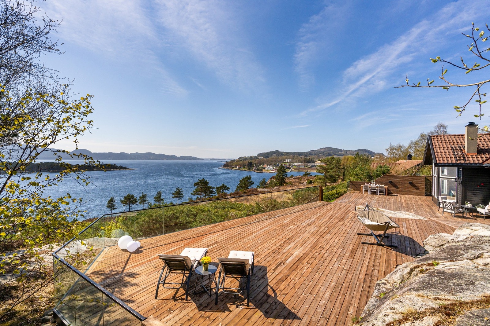 Stor terrasse på 285 kvm fra 2024. Galleribilde