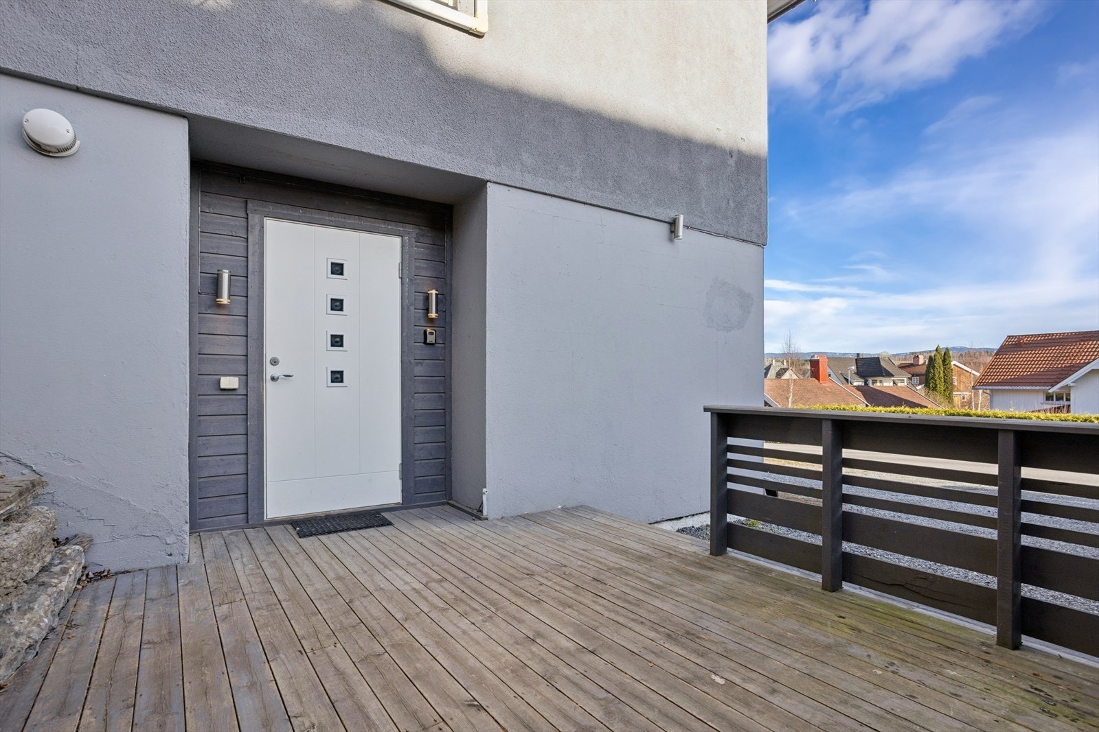 Inngang til sokkeletasjen. Galleribilde
