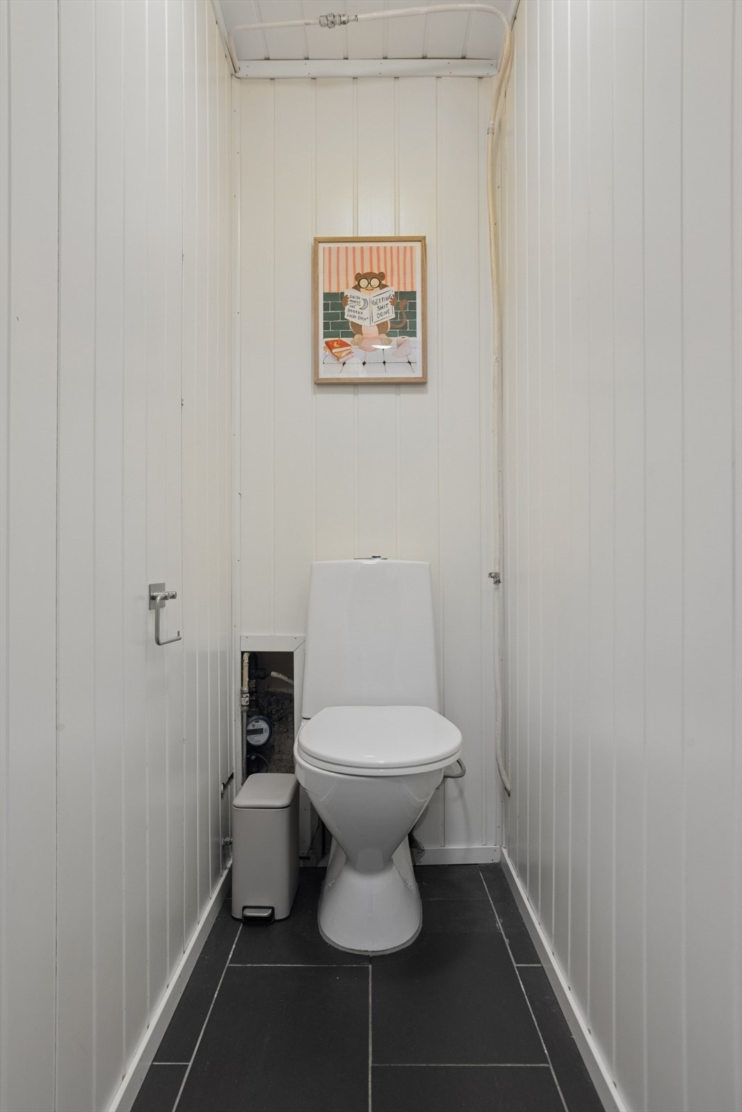 Separat toalettrom. Her er det også varmekabler. Galleribilde