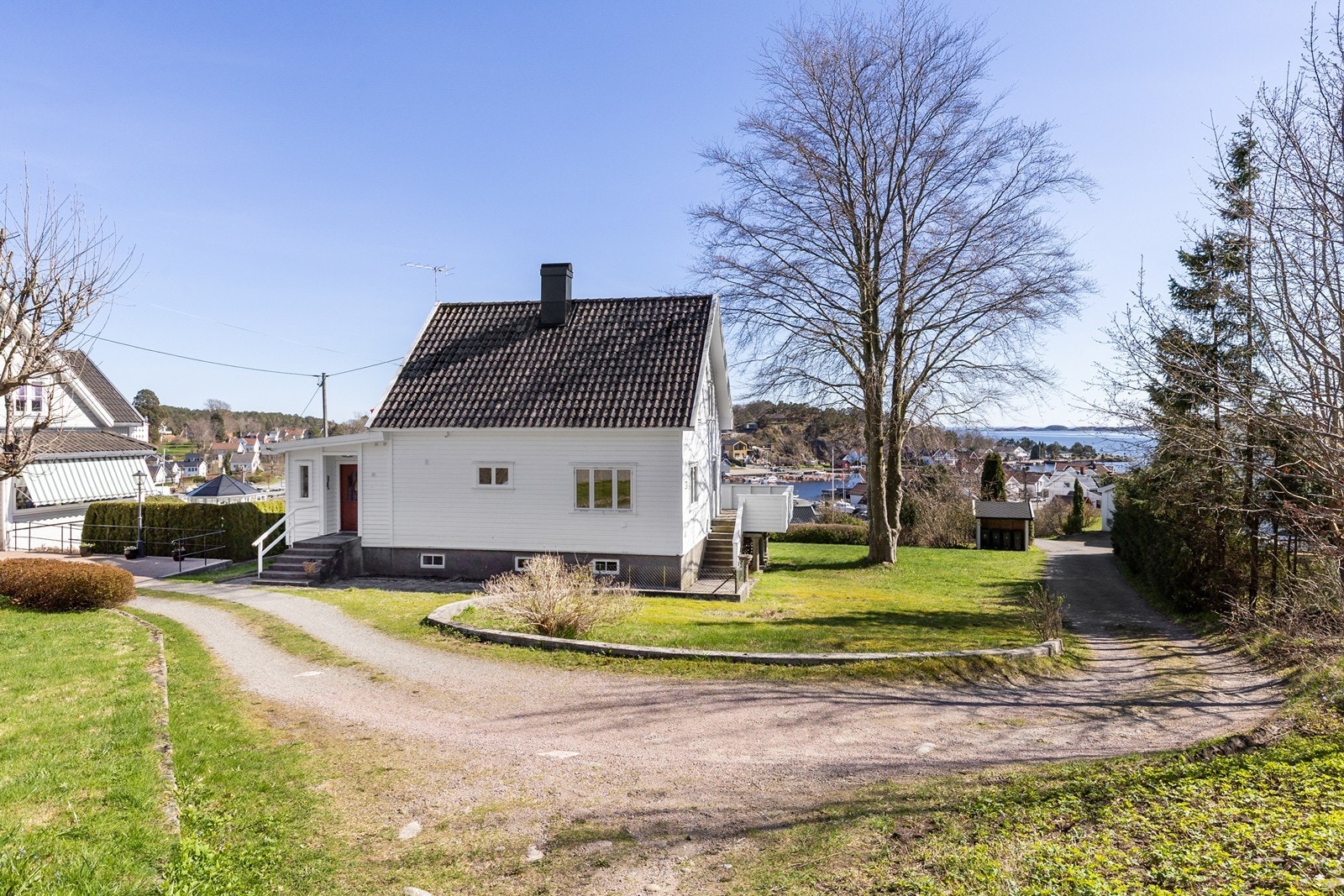 Boligens inngangsparti Galleribilde